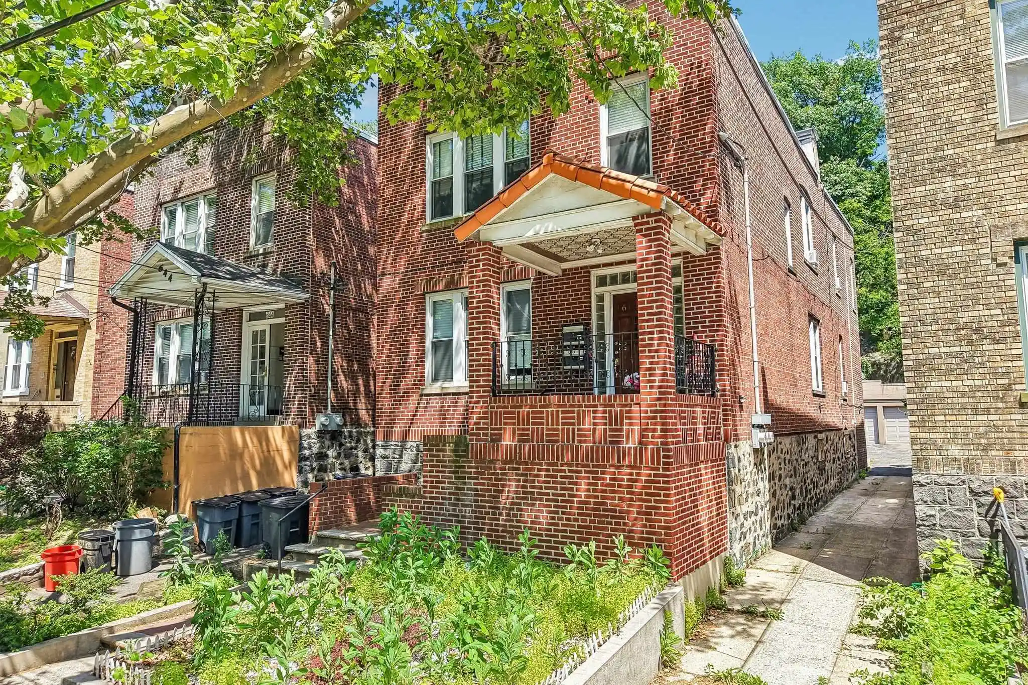 Photo 3 of Sale Pending at 642 Boulevard E, Weehawken, NJ 07086 | MLS# 260012367 | Listing updated on 2026-08-29