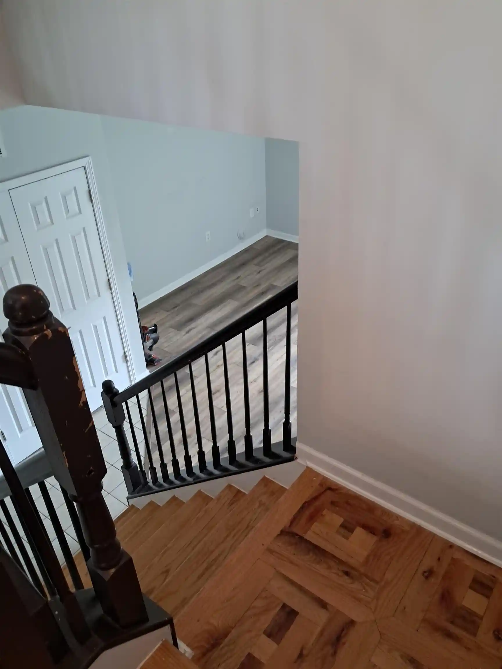 2nd image of 411 Newburgh Ct #411, West New York, NJ 07093 | MLS# 260012383