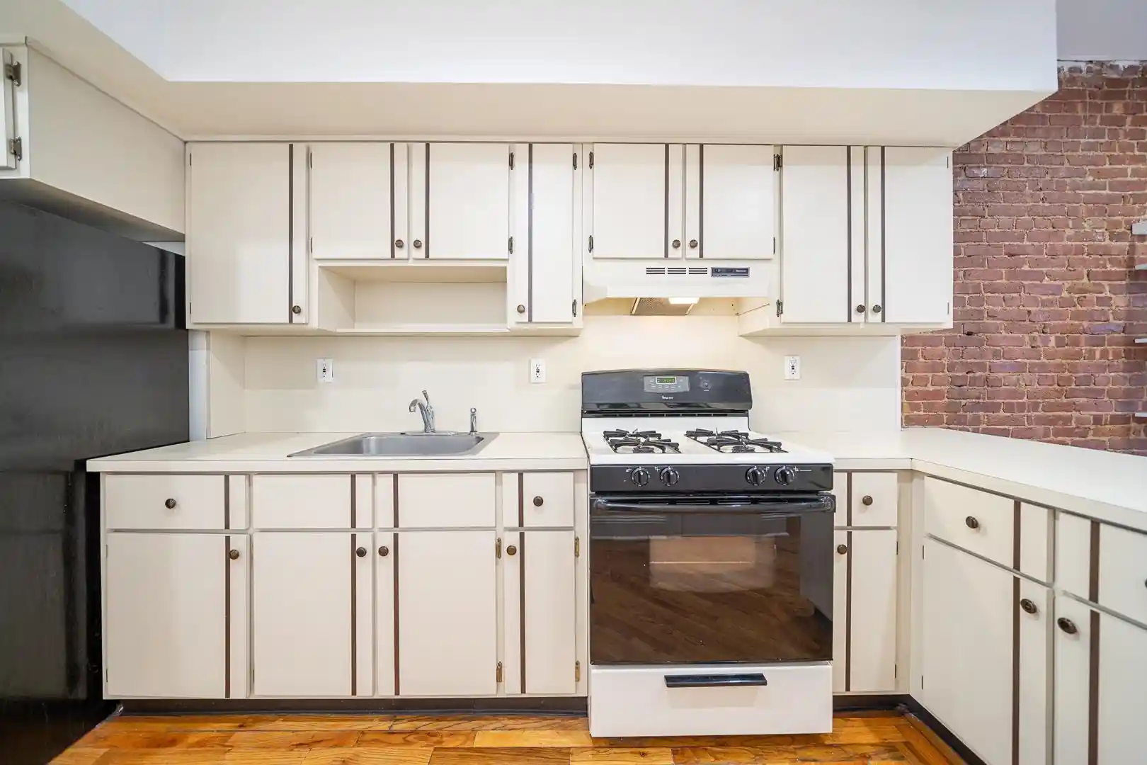 2nd image of 232 Park Ave #3N, Hoboken, NJ 07030 | MLS# 260012397
