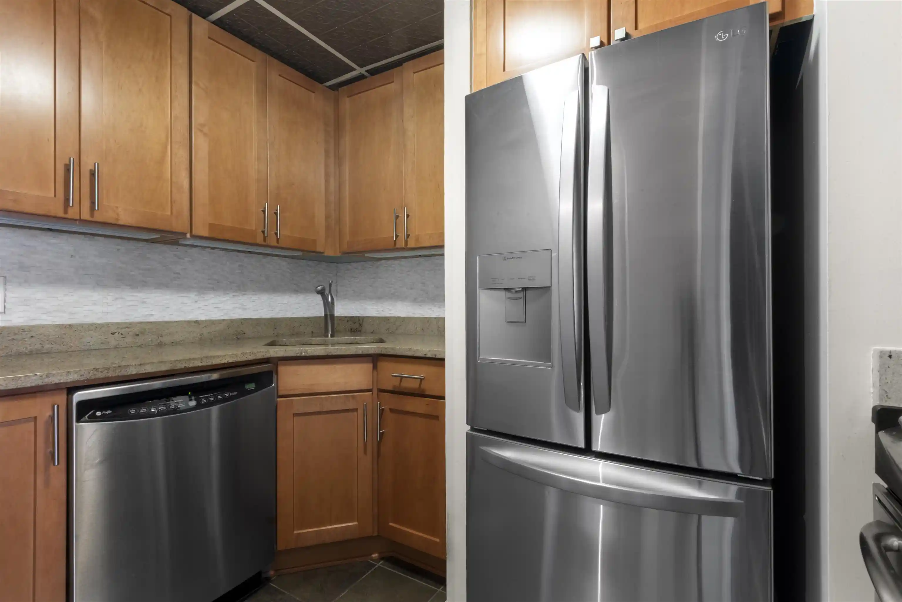 5th image of 187 Wayne St #C405, Jersey City, NJ 07302 | MLS# 260012520