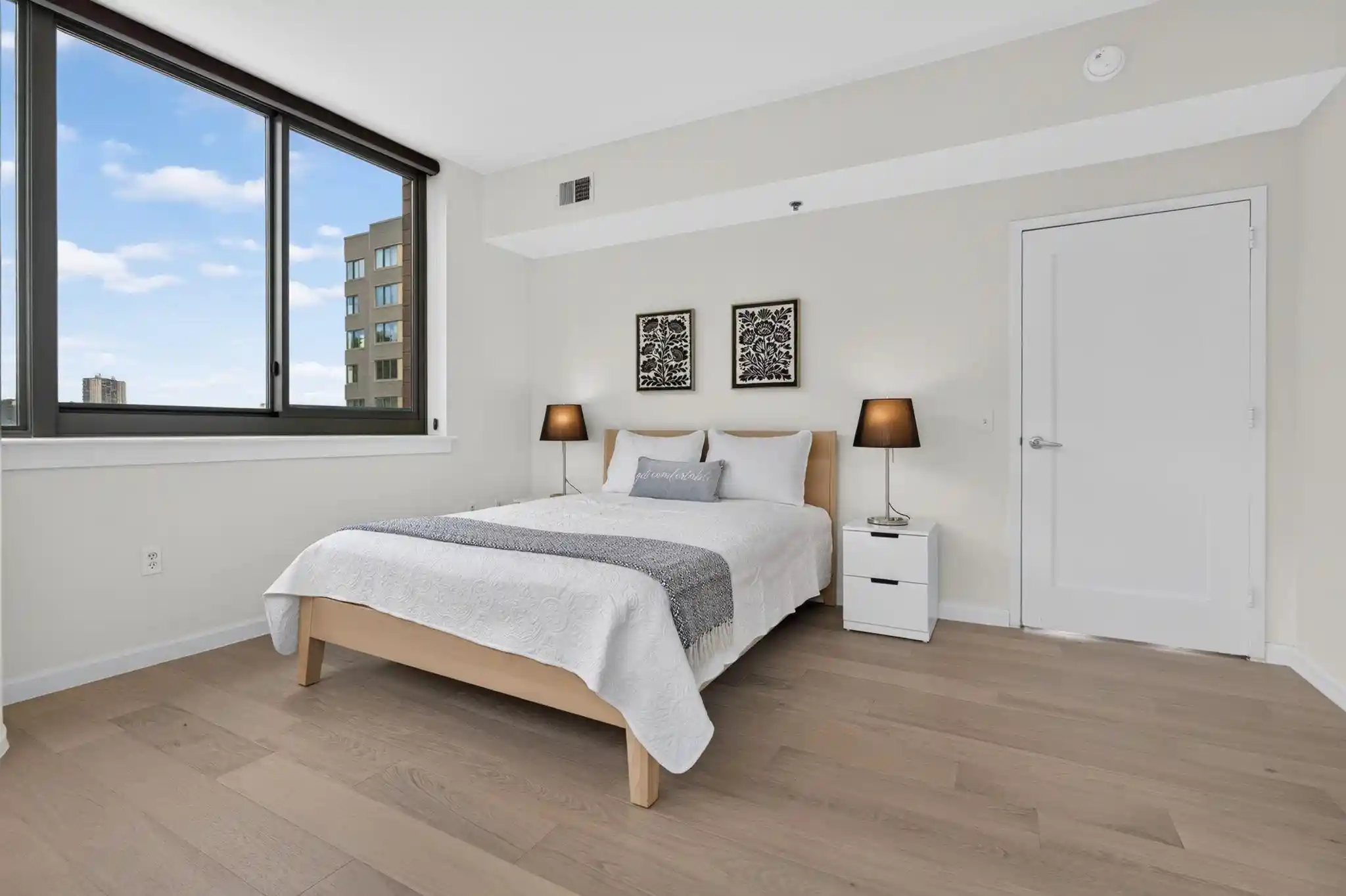 5th image of 800 Jackson St, Hoboken, NJ 07030