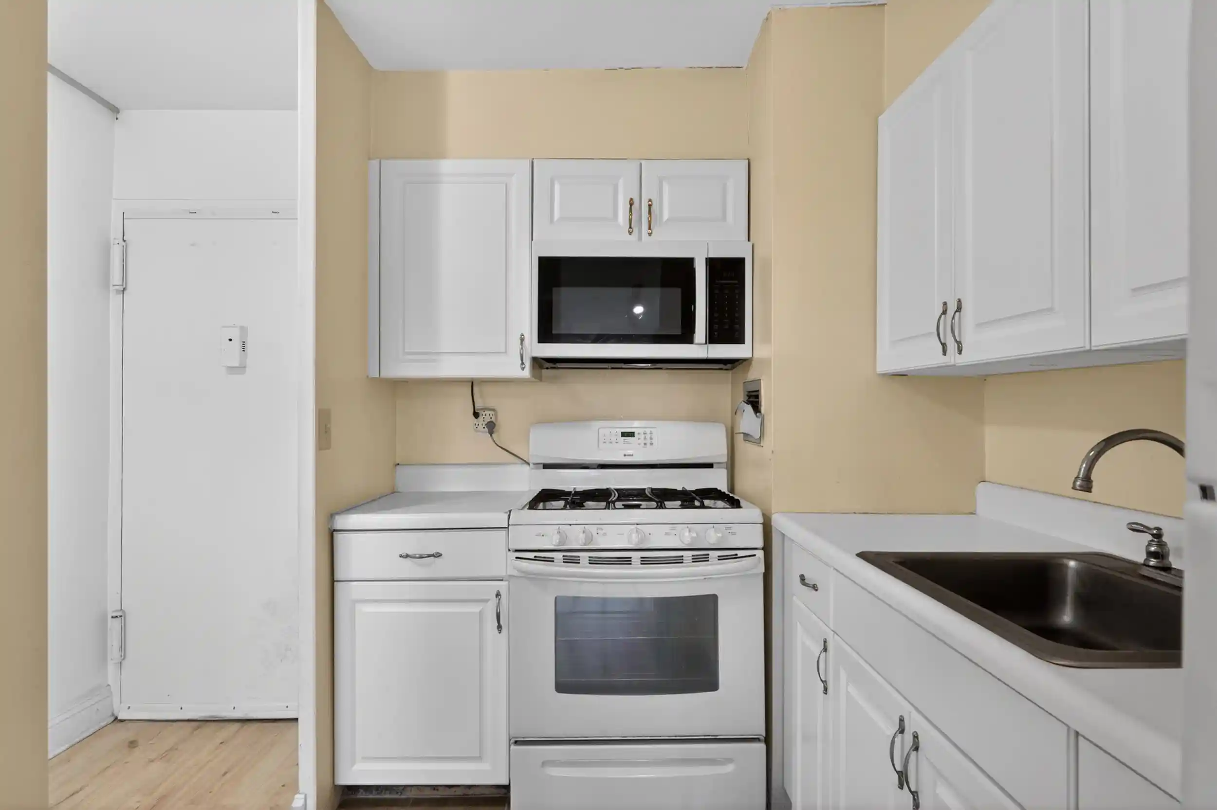 Photo 4 of House for sale at 135 Montgomery St #18C, Jersey City, NJ 07302 | MLS# 260012618 | Listing updated on 2026-06-29