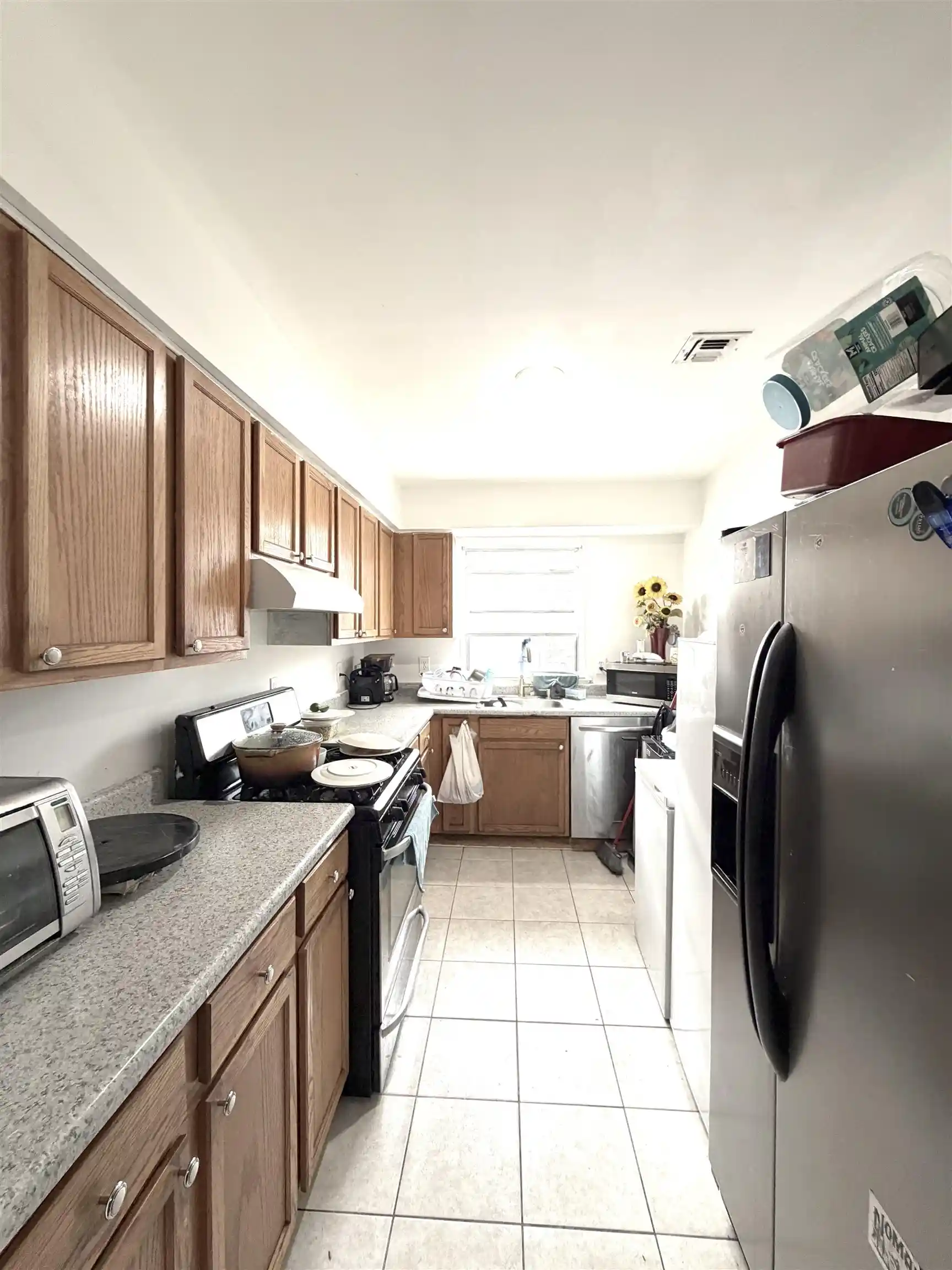 Listing Photo 5 - Condo for sale in building located at 795 Secaucus Rd, Jersey City, NJ 07307