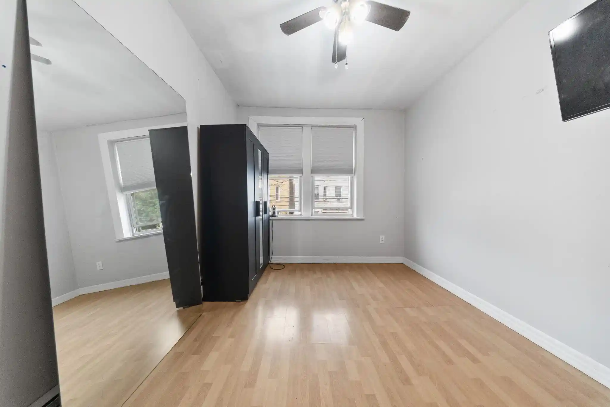 Photo 3 of Sale Pending at 396 Baldwin Ave, Jersey City, NJ 07306 | MLS# 260012649 | Listing updated on 2026-08-21