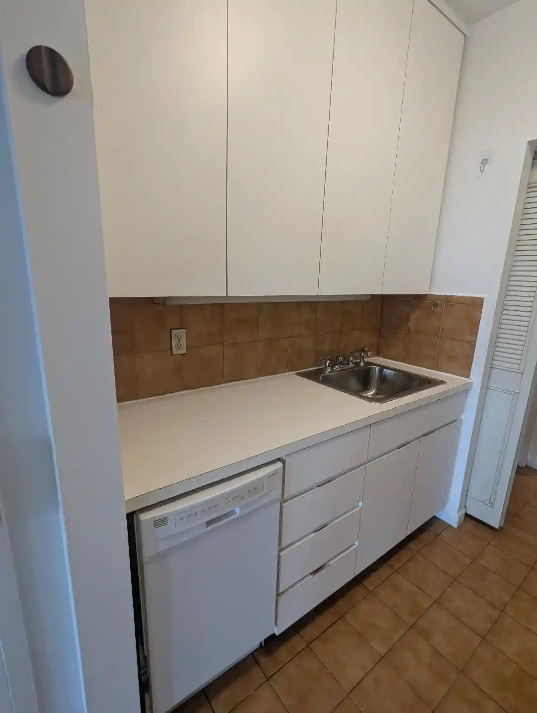 Photo 2 of Sale Pending at 963 Boulevard E #2-3, Weehawken, NJ 07086 | MLS# 260012664 | Listing updated on 2026-09-15