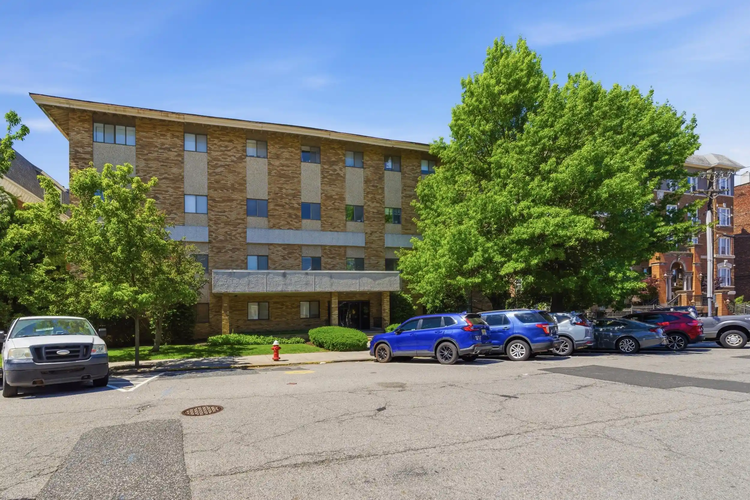 Homes for sale in Bayonne, NJ | 86 West 33rd St #211, Bayonne, NJ 07002 | MLS# 260012701