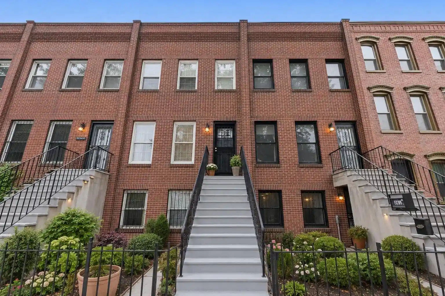 Photo 2 of Sale Pending at 199 York St, Jersey City, NJ 07302 | MLS# 260012726 | Listing updated on 2026-08-10