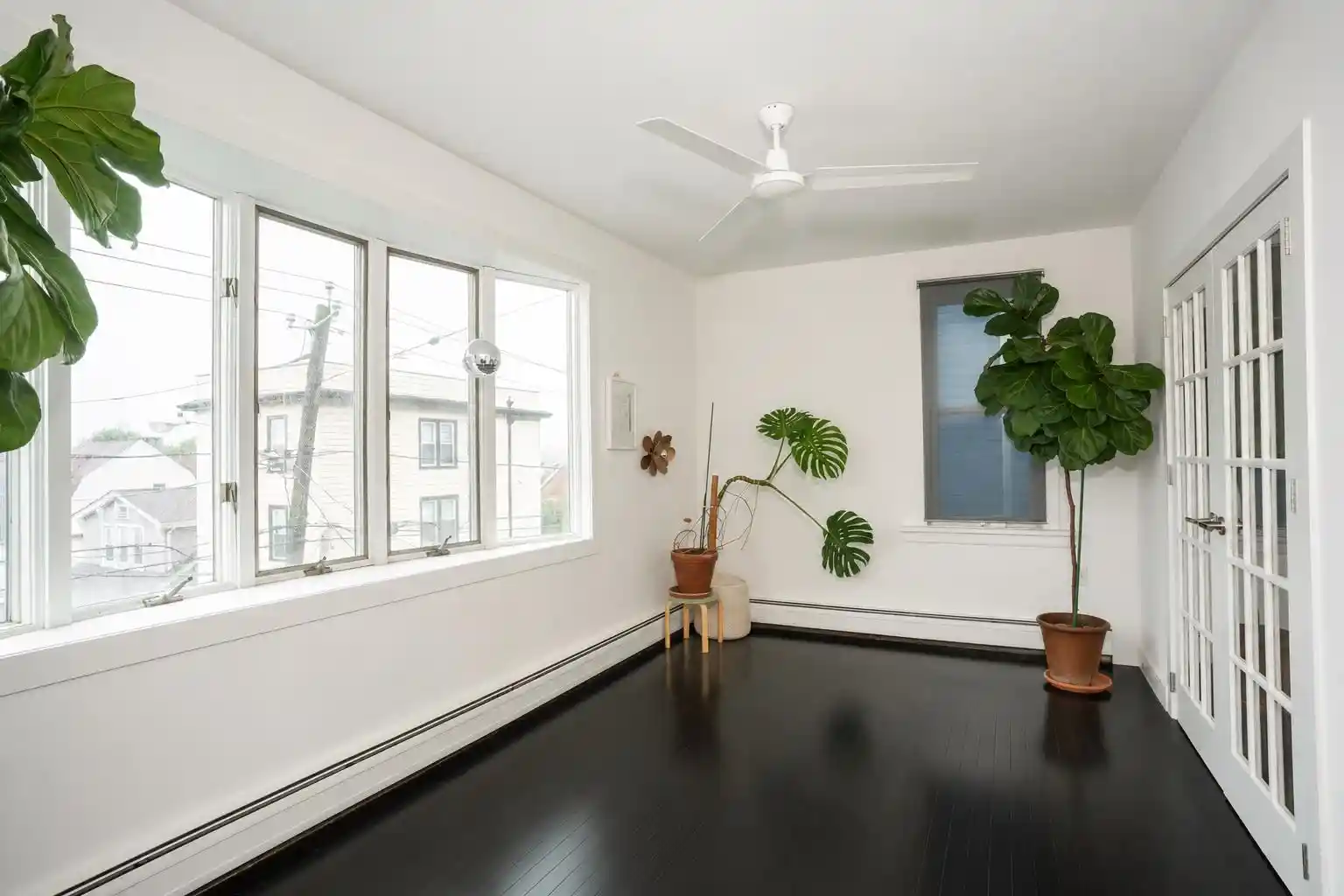 Photo 2 of Single family home for sale at 528 Undercliff Ave, Edgewater, NJ 07020 | MLS# 260012770 | Listing updated on 2026-09-16