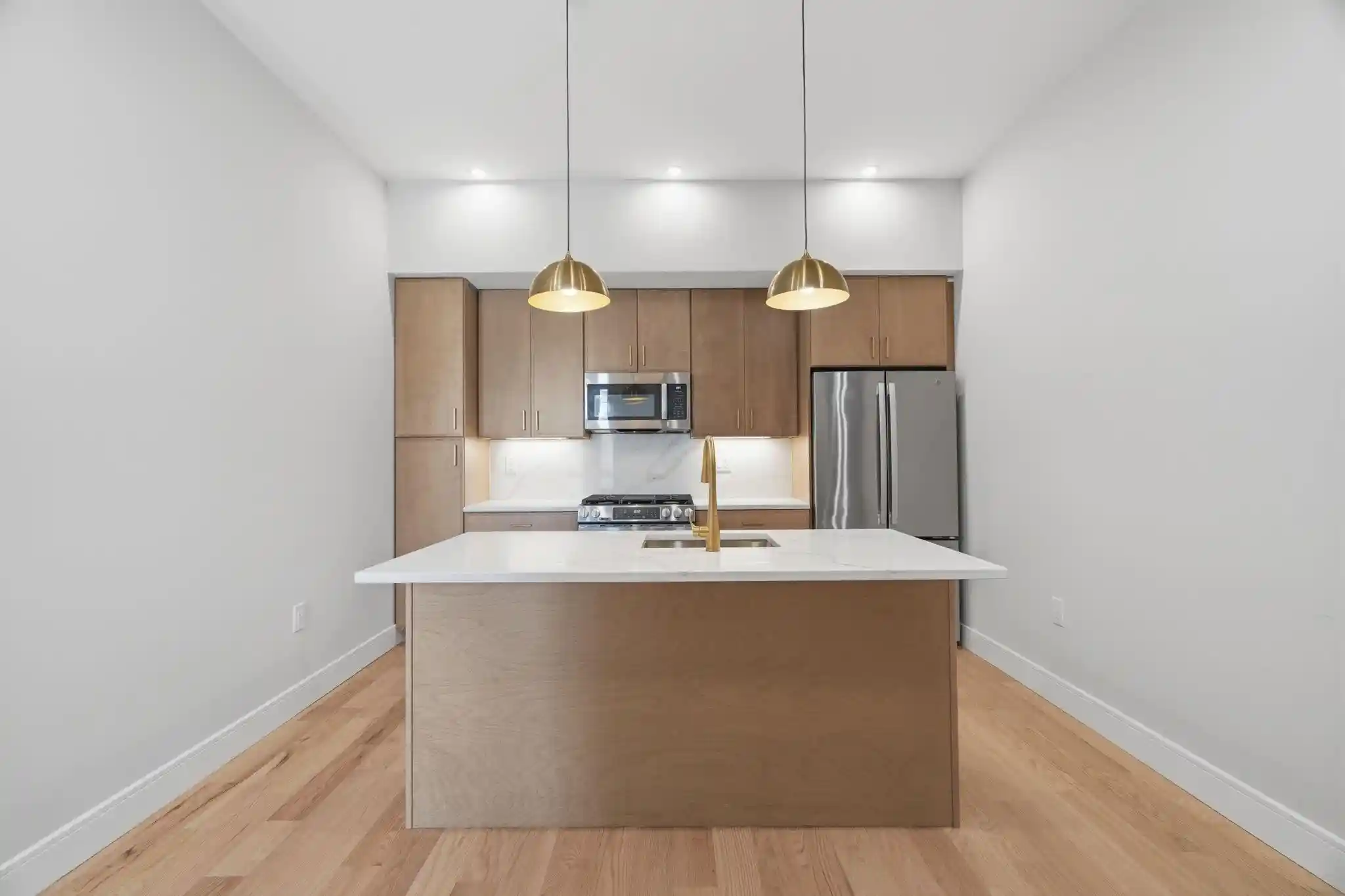 Listing Photo 4 - Condo for sale in building located at 27 Clinton Ave, Jersey City, NJ 07670 - Unit #2