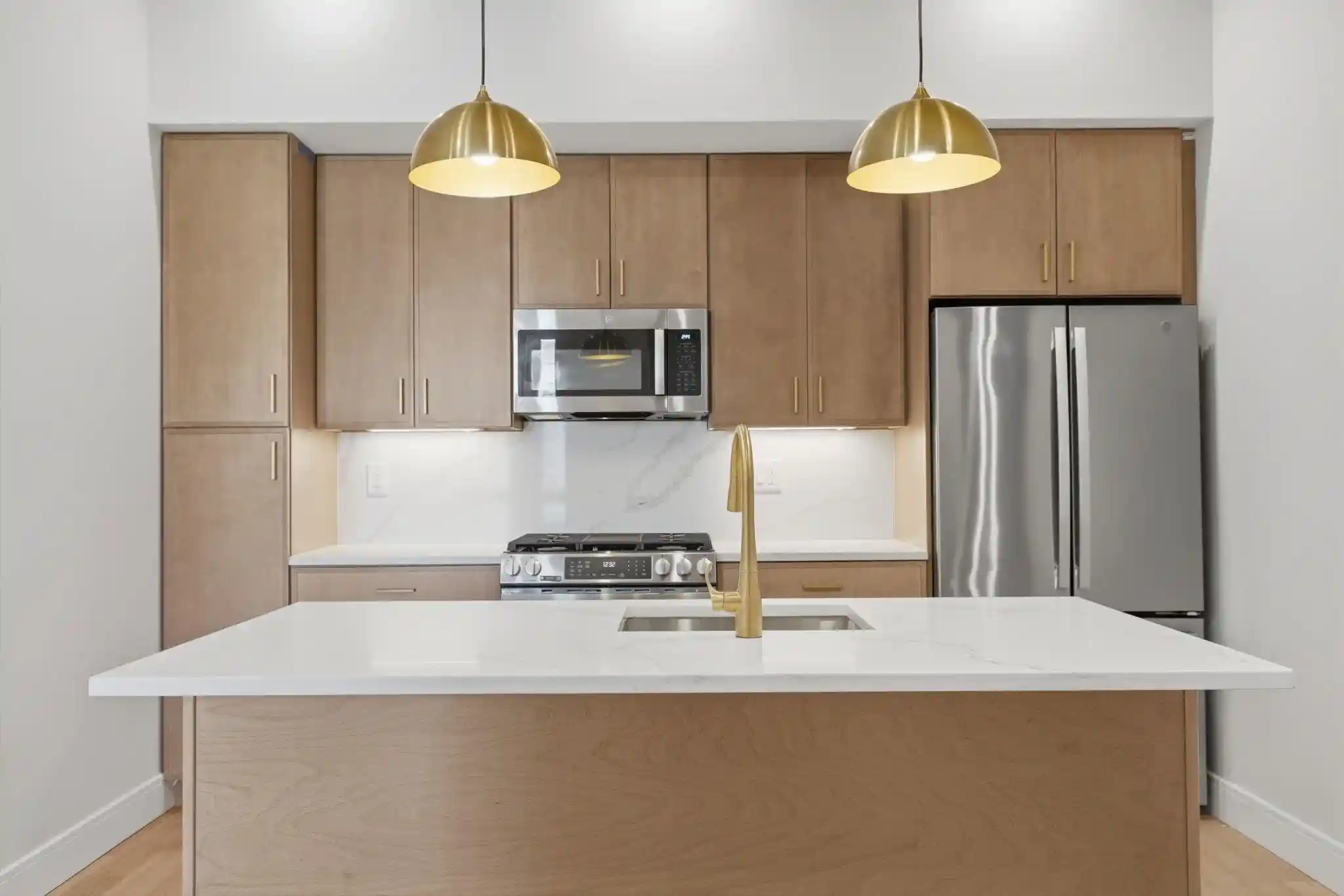 Listing Photo 5 - Condo for sale in building located at 27 Clinton Ave, Jersey City, NJ 07670 - Unit #2