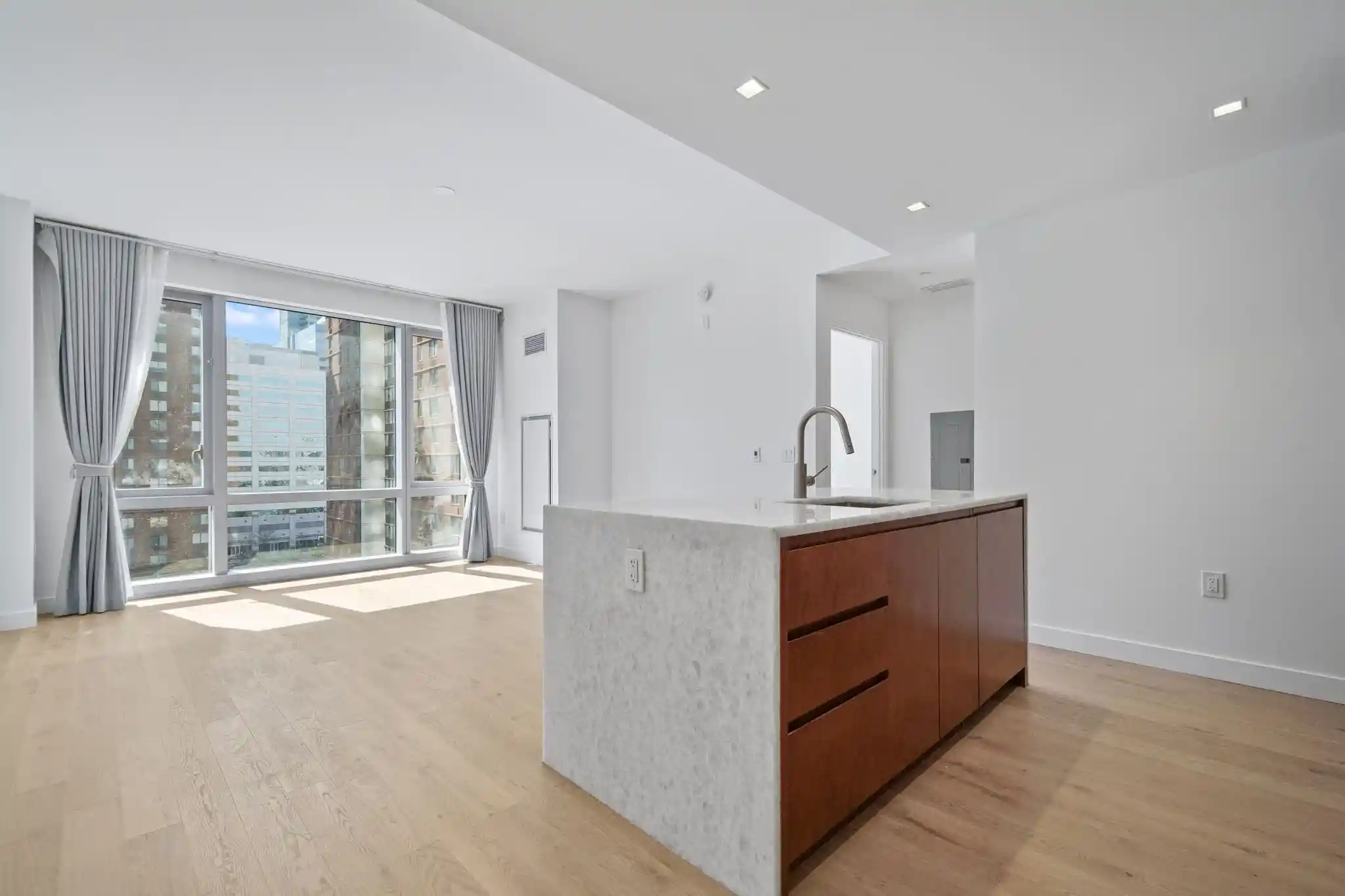 Homes for sale in Jersey City, NJ | 75 Park Lane South #811, Jersey City, NJ 07310 | MLS# 260012867