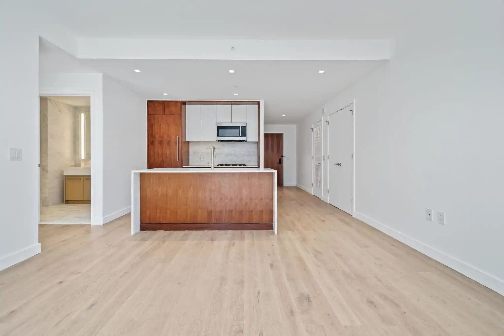 Homes for sale in Jersey City, NJ | 75 Park Lane South #811, Jersey City, NJ 07310 | MLS# 260012867