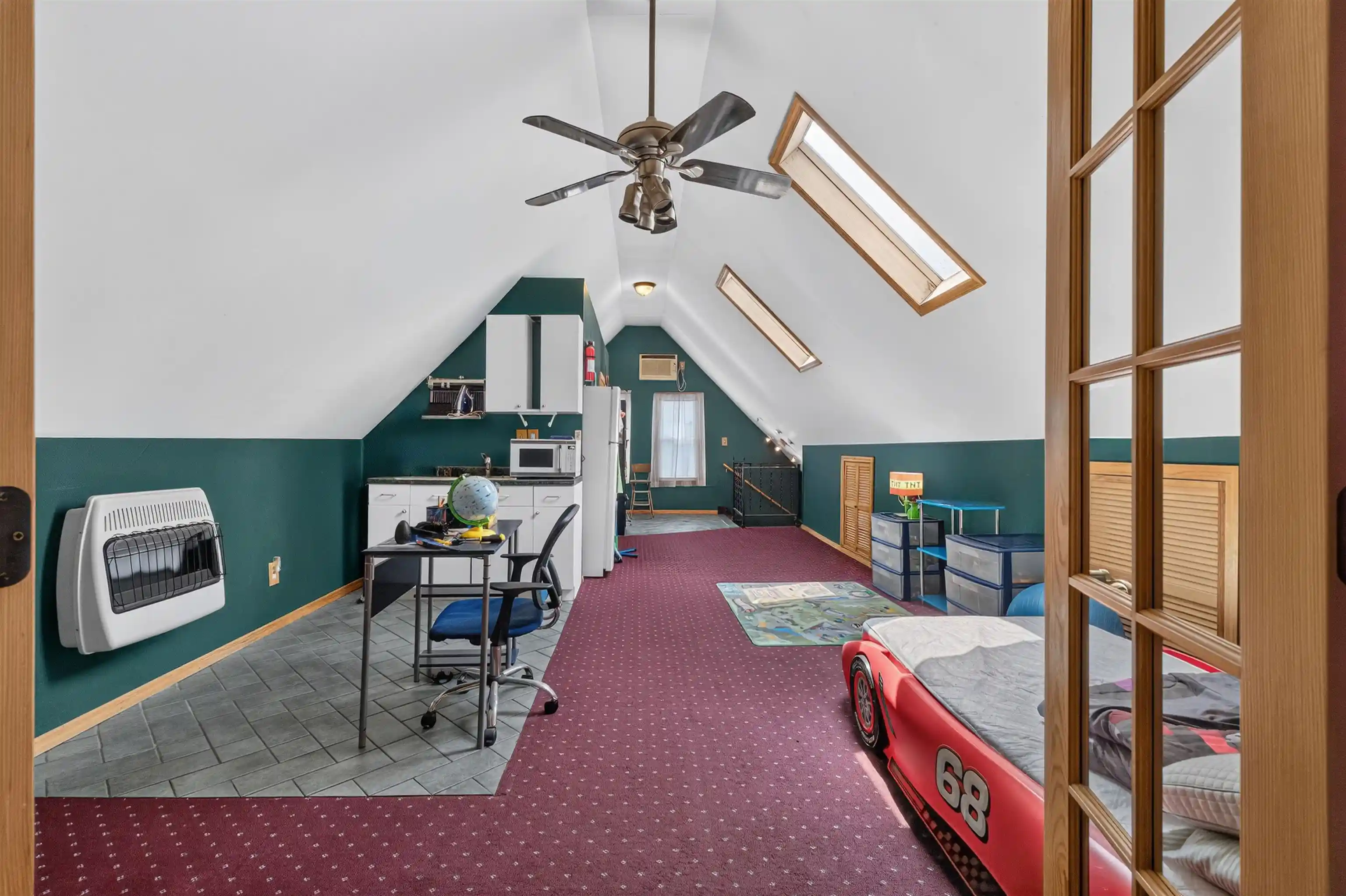 Photo 3 of Sale Pending at 98 West 15th St, Bayonne, NJ 07002 | MLS# 260012971 | Listing updated on 2026-08-02