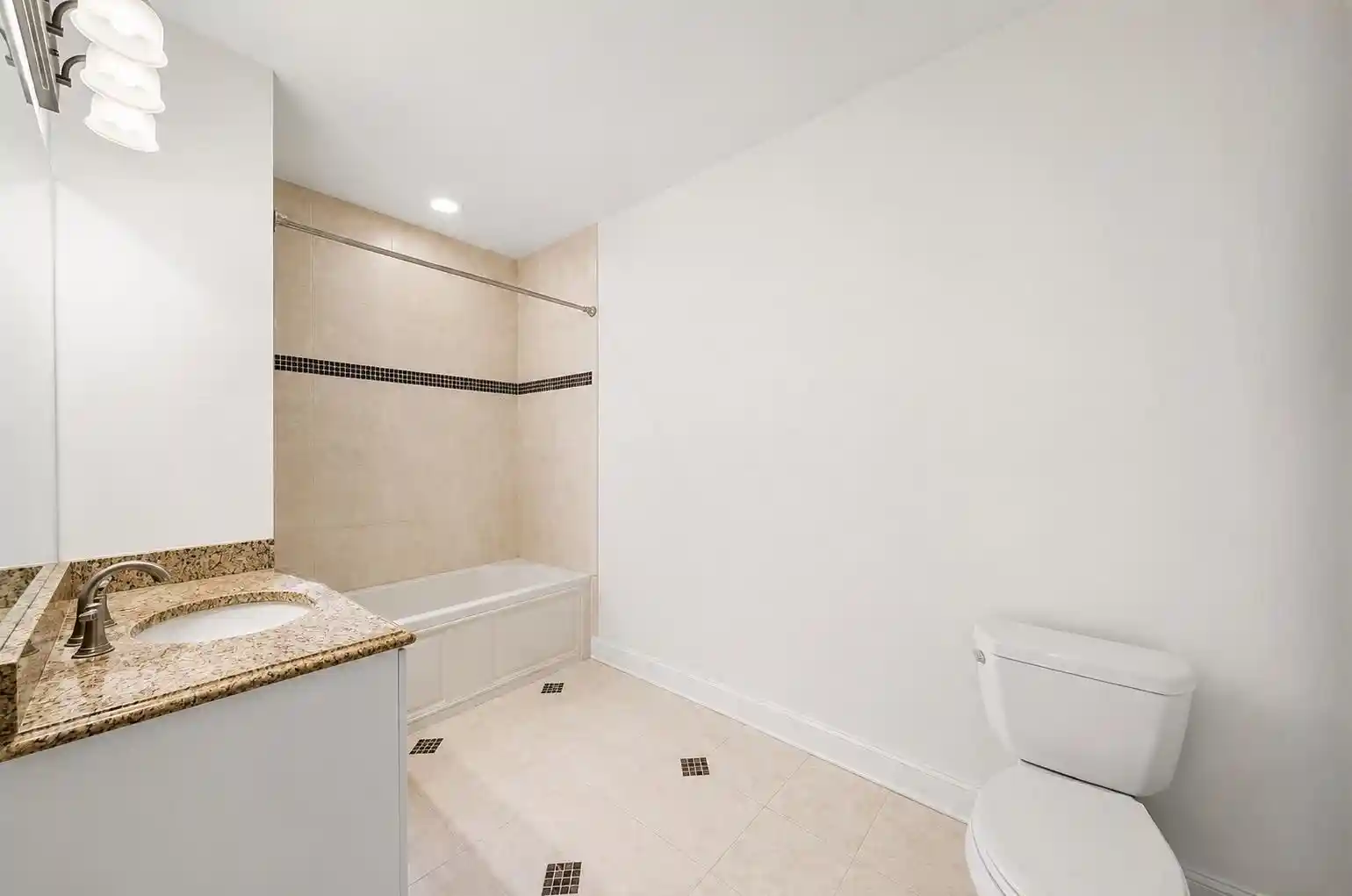 Homes for sale in Cliffside Park, NJ | 180 Edgewater Rd #1B, Cliffside Park, NJ 07010 | MLS# 260013026