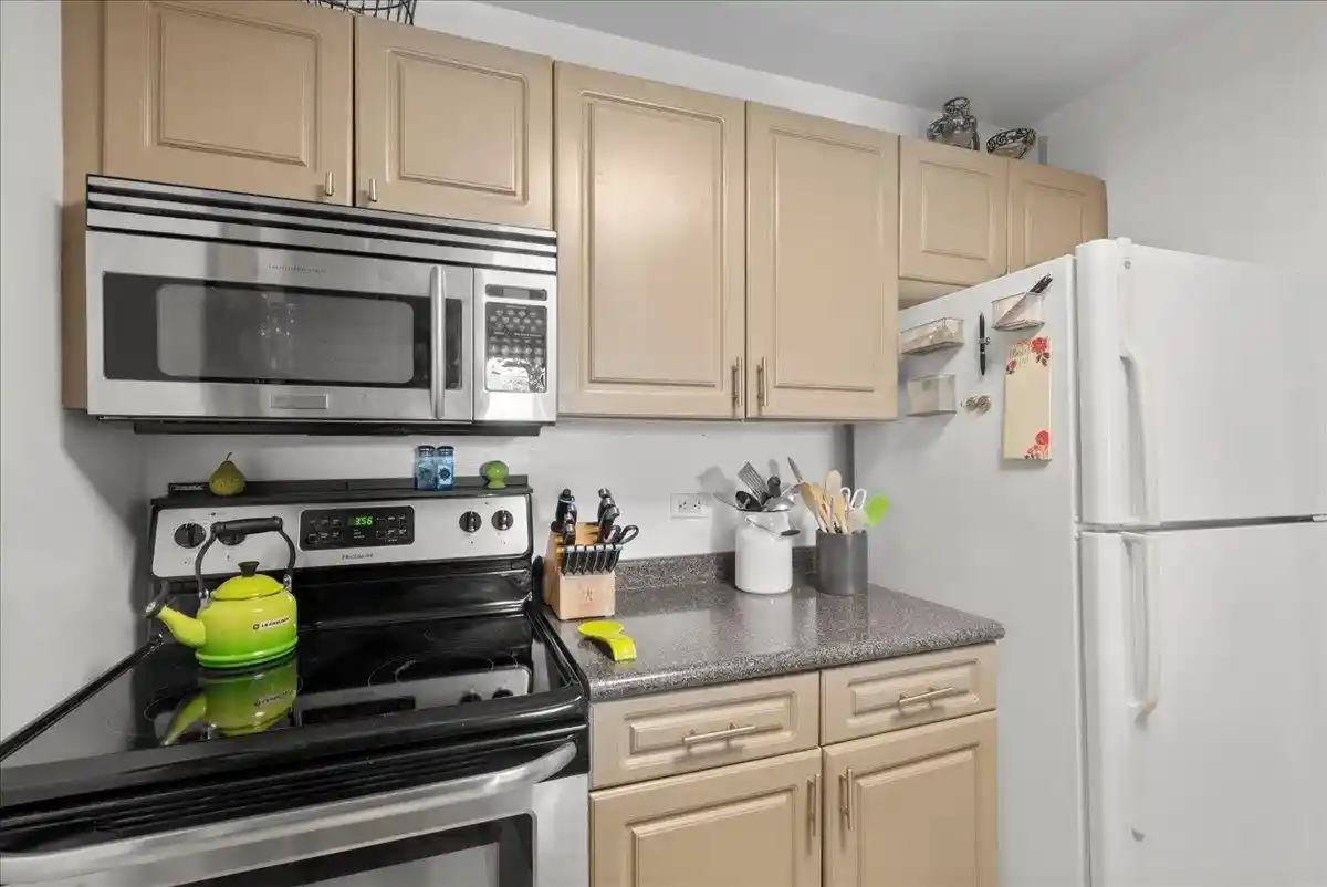 4th image of 1104 City Pl, Edgewater, NJ 07020 | MLS# 260013154