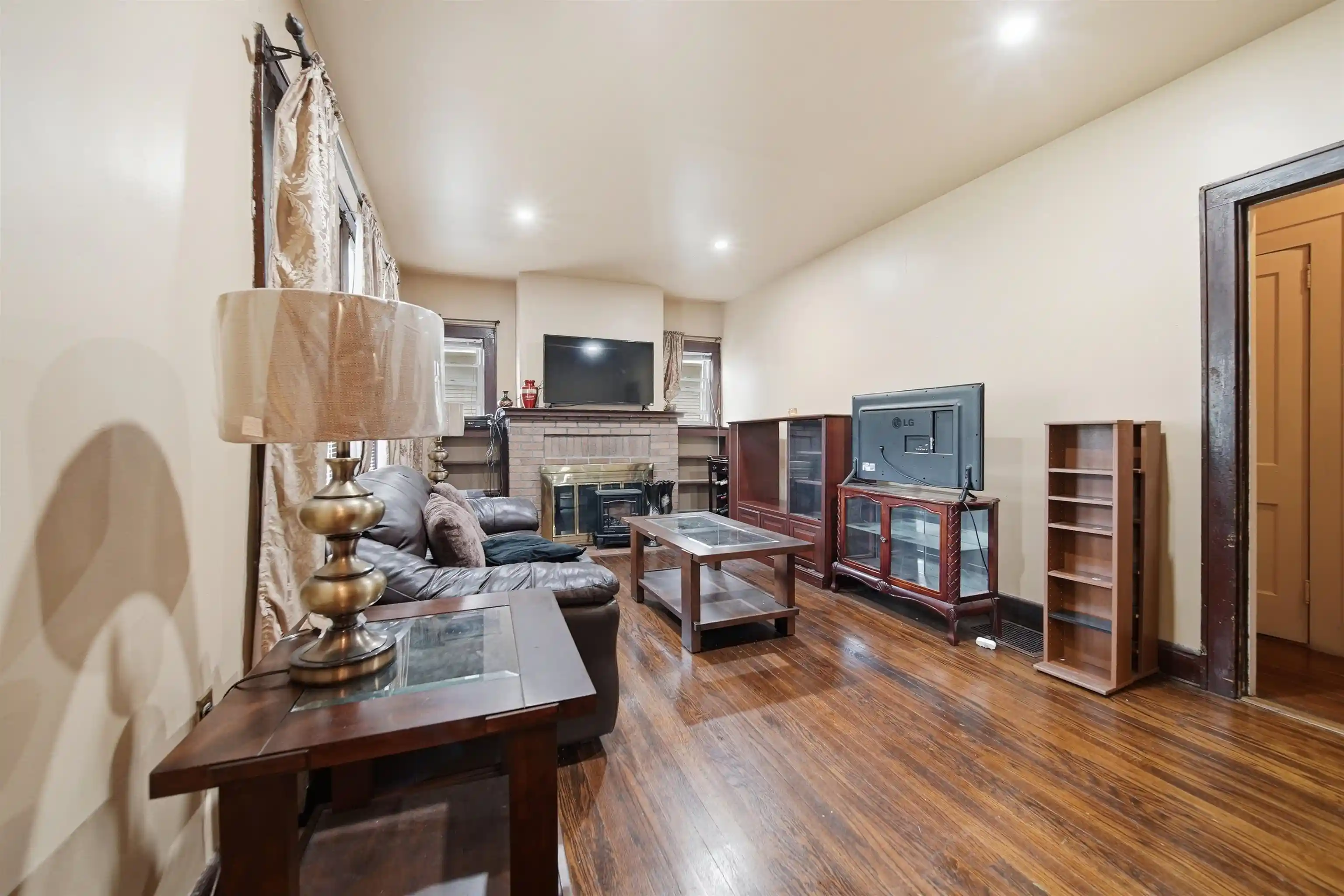 30th image of 148 W West End Ave, Englewood, NJ 07631 | MLS# 260013262