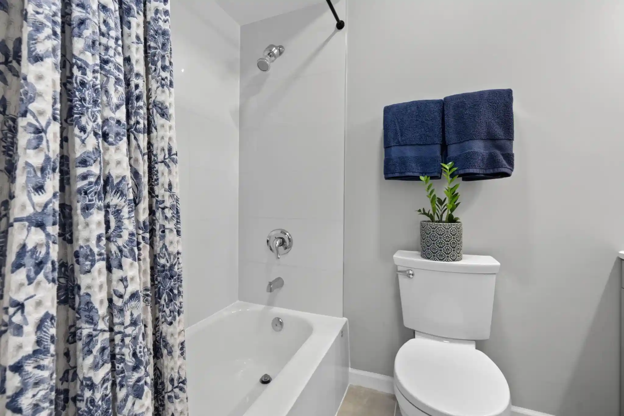 Photo 4 of Condo for sale at 231 Griffith St #F, Jersey City, NJ 07307 | MLS# 260013302 | Listing updated on 2026-09-07