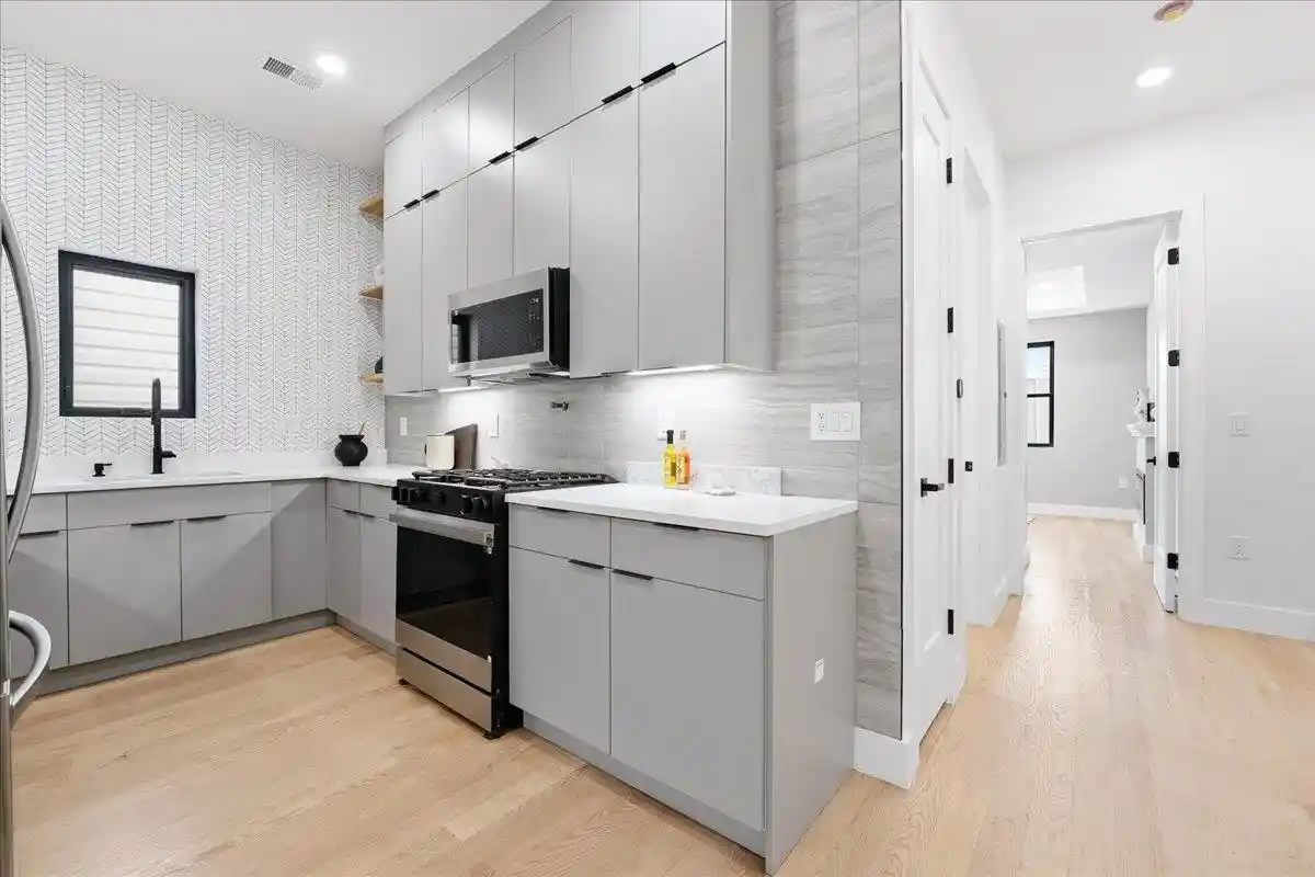3rd image of 81 Lexington Ave, Jersey City, NJ 07304
