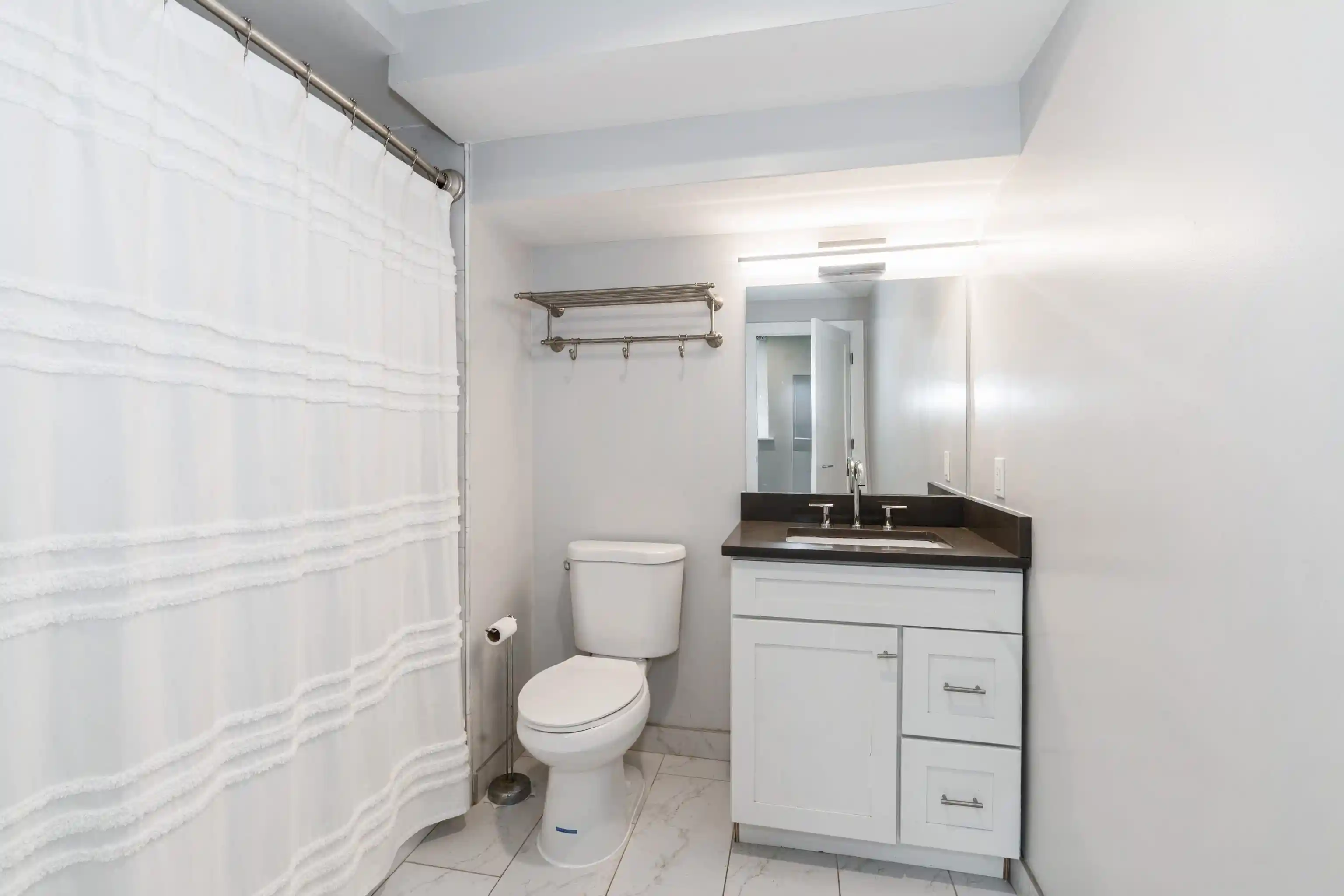 3rd image of 126 Delaware Ave, Jersey City, NJ 07306