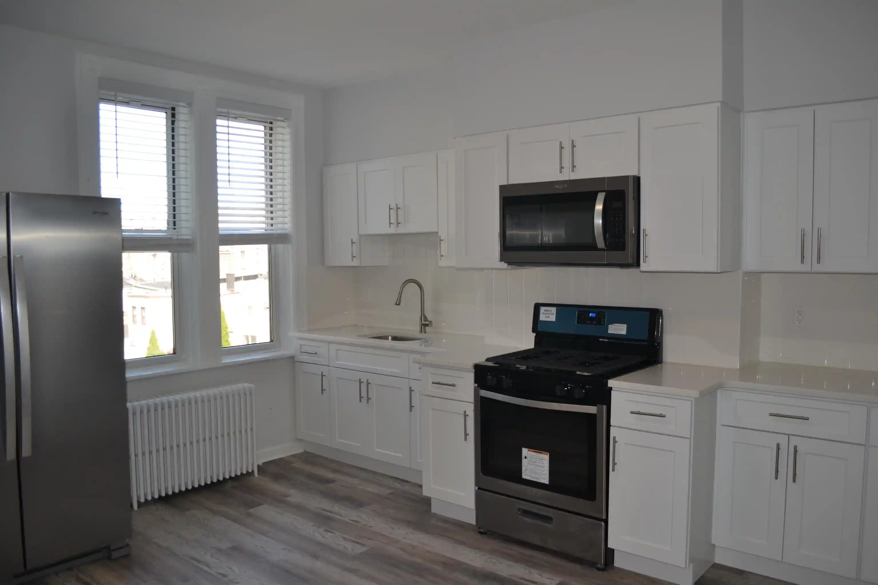 5th image of 2305 New York Ave, Union City, NJ 07087 | MLS# 260013350