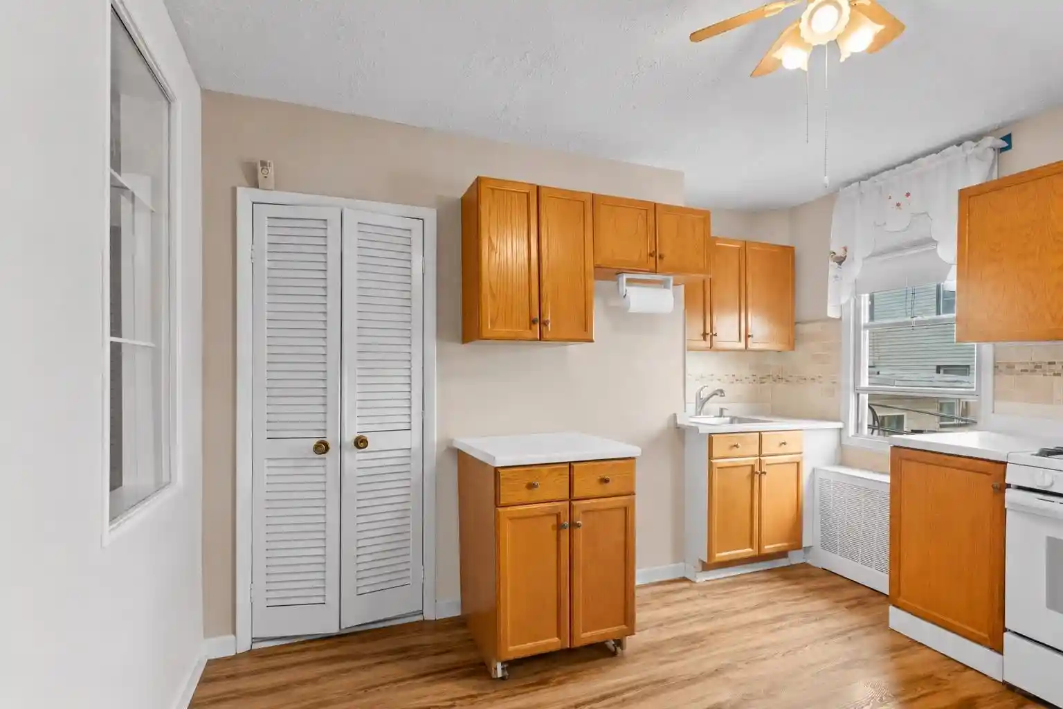 5th image of 609 38Th St, Union City, NJ 07087 | MLS# 260013398