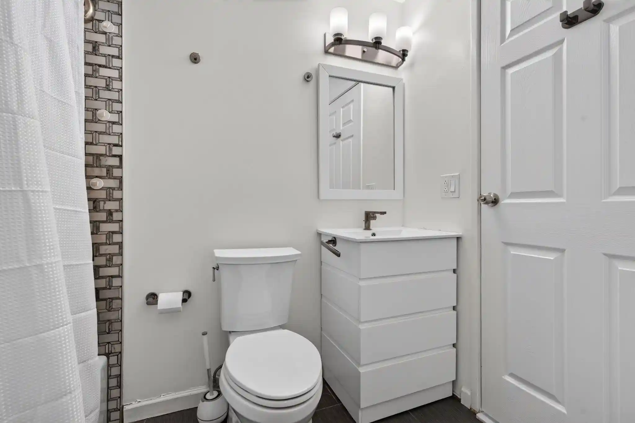 4th image of 205 10Th St #8T, Jersey City, NJ 07302 | MLS# 260013413