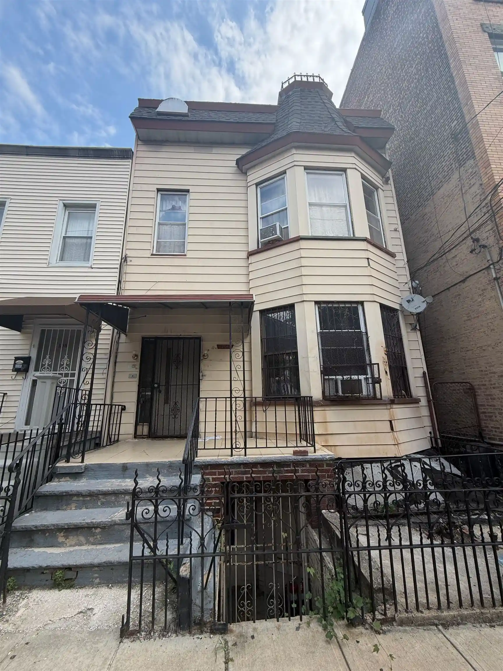 1st image of 306 43rd St, Union City, NJ 07087 | MLS# 260013424