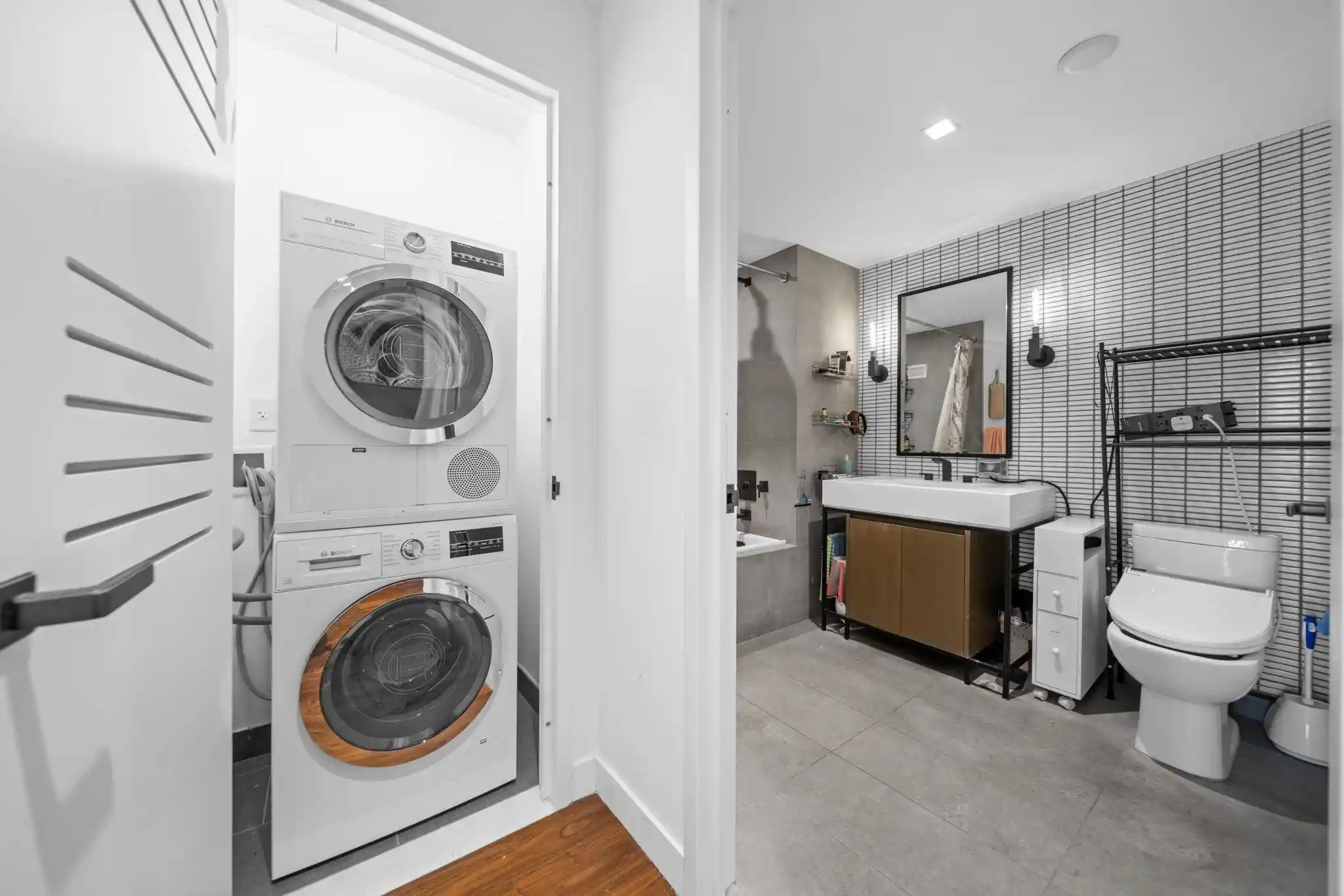 Homes for sale in Jersey City, NJ | 2 Shore Ln, Jersey City, NJ 07310