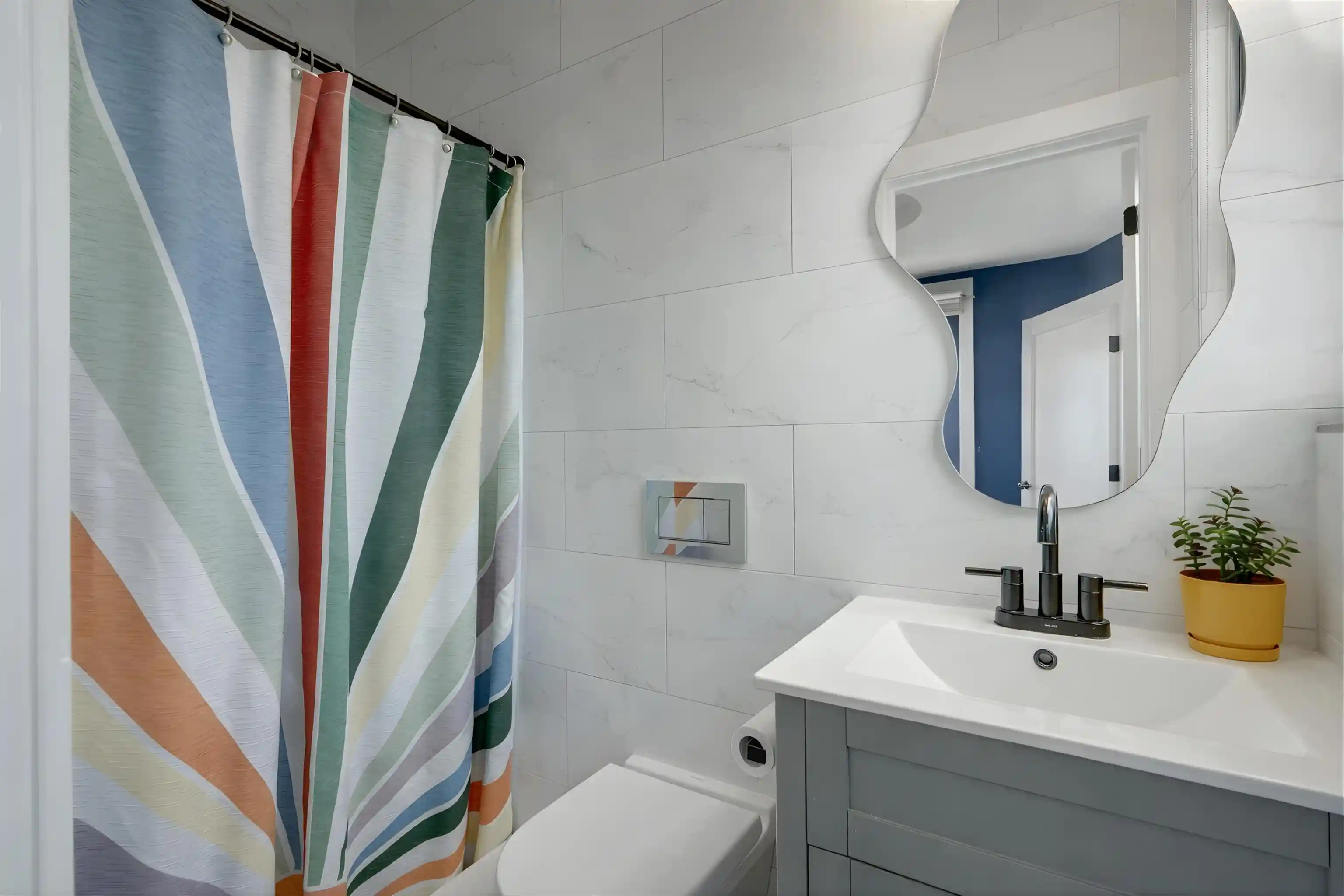 Photo 2 of Sale Pending at 305 Arlington Ave #2, Jersey City, NJ 07304 | MLS# 260013468 | Listing updated on 2026-08-12