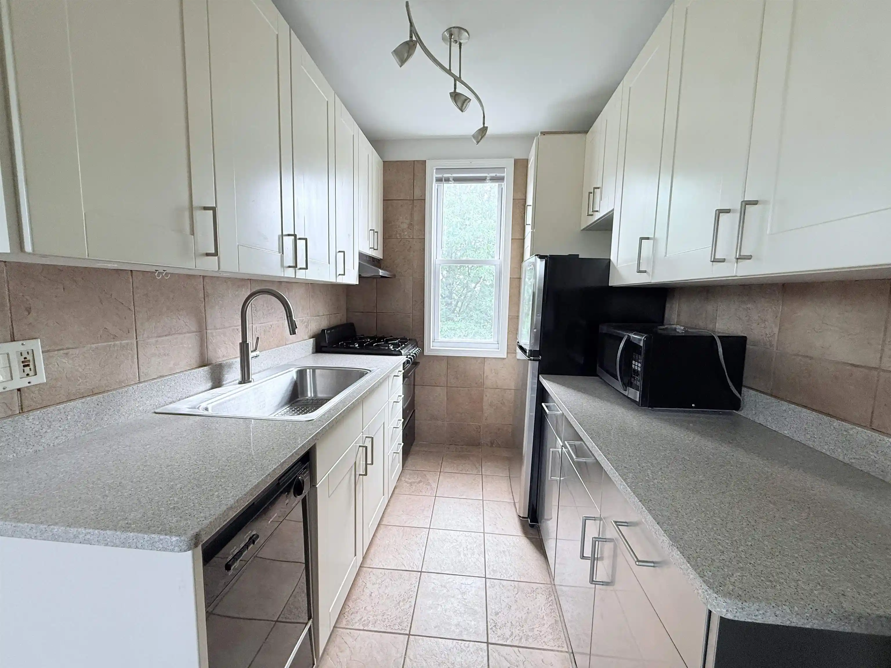 5th image of 234 6Th St #10, Jersey City, NJ 07302 | MLS# 260013476