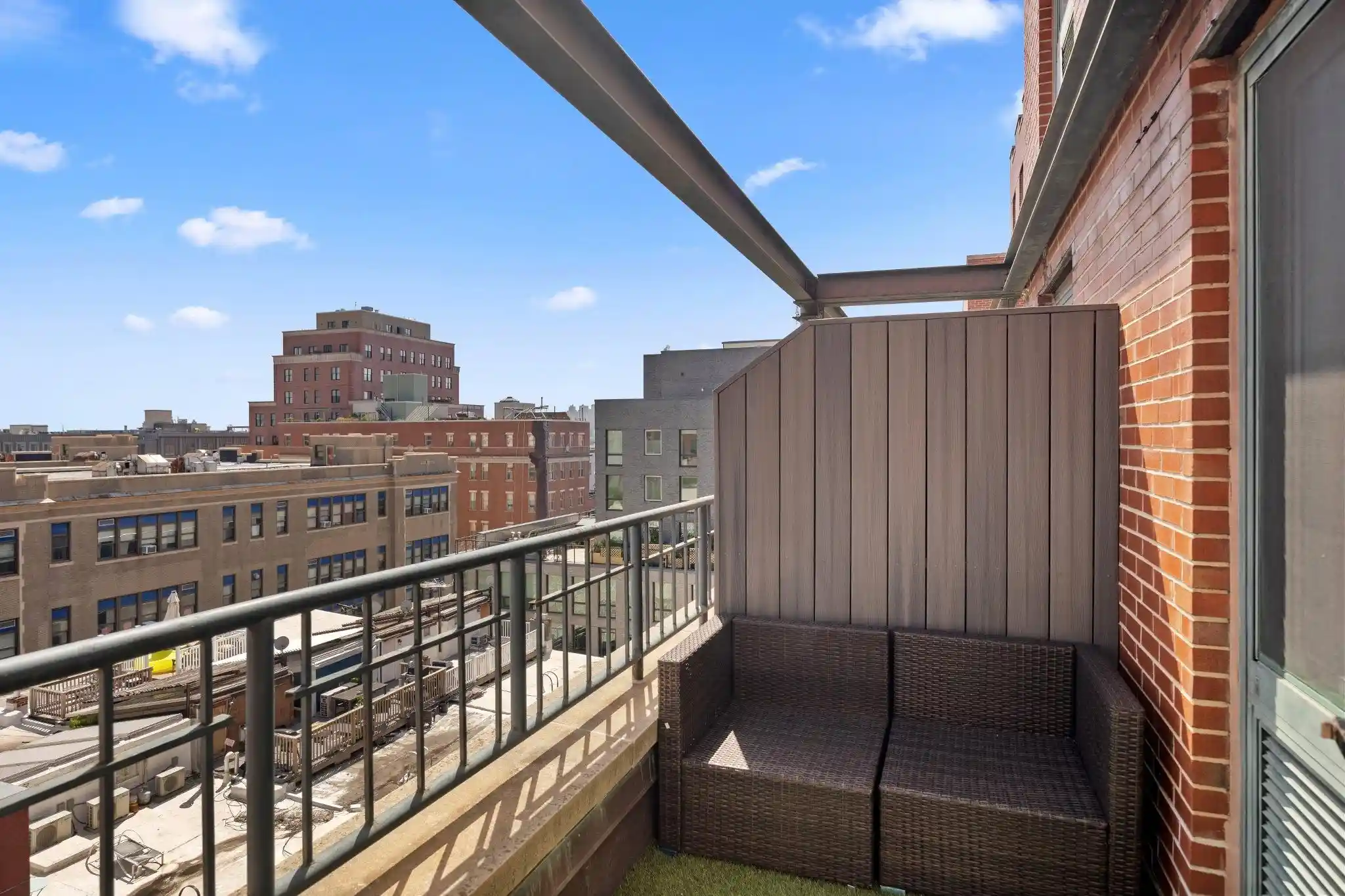 3rd image of 205 10Th St, Jersey City, NJ 07302