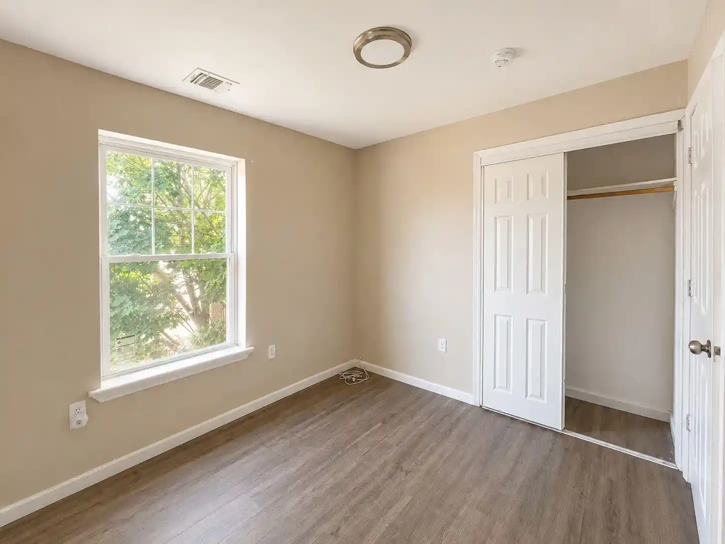 2nd image of 242 Rosa Parks Blvd, Paterson, NJ 07501 | MLS# 260013522