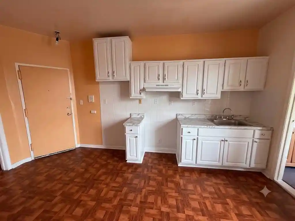 2nd image of 207 15th St #3R, Jersey City, NJ 07310 | MLS# 260013640