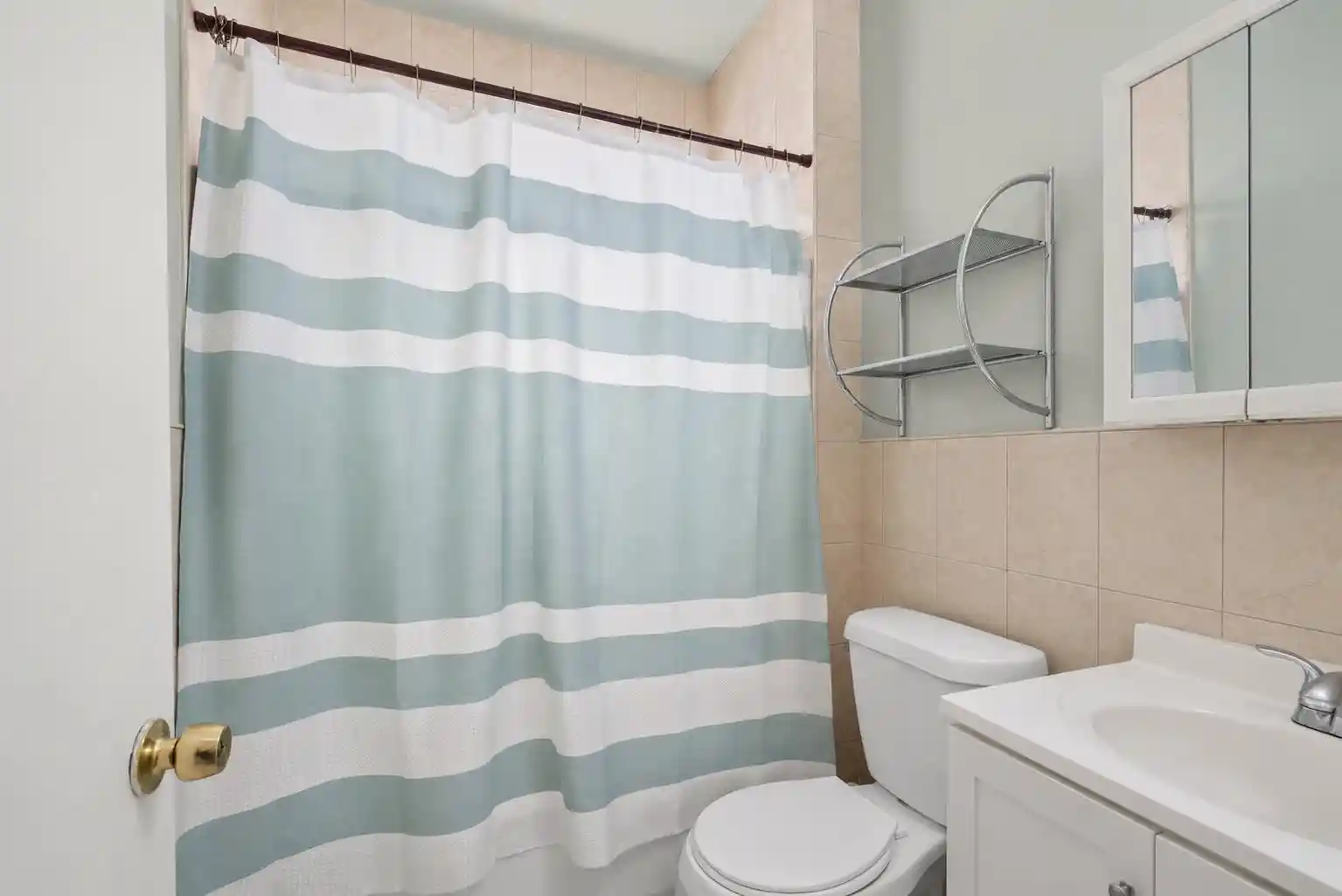 2nd image of 18 Stevens Ave, Jersey City, NJ 07305 | MLS# 260013644