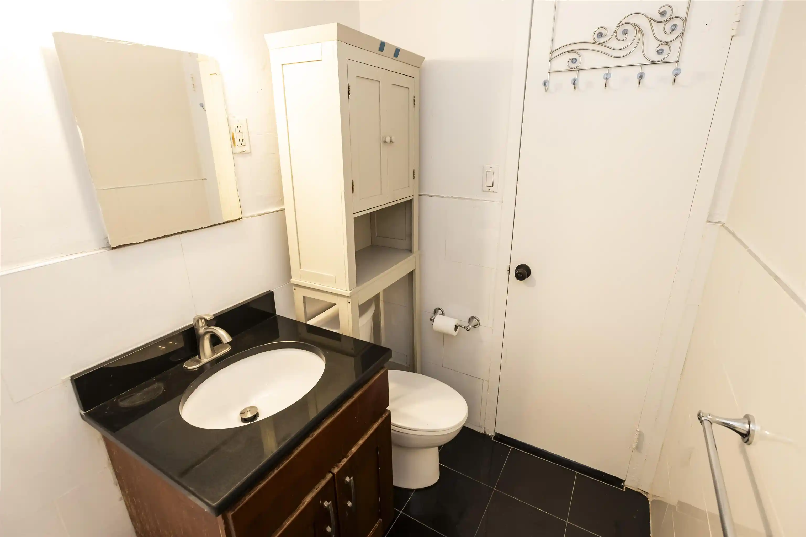 4th image of 500 Central Ave, Union City, NJ 07087