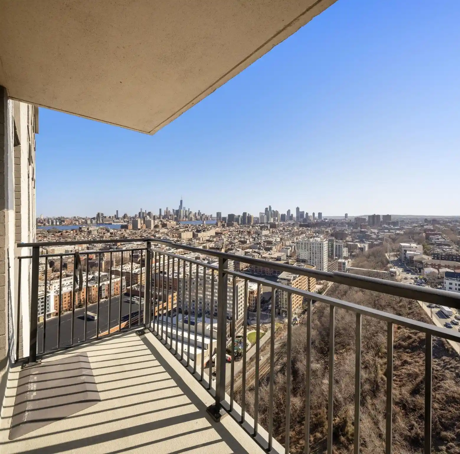 Homes for sale in Union City, NJ | 100 Manhattan Ave #2115, Union City, NJ 07087 | MLS# 260013684