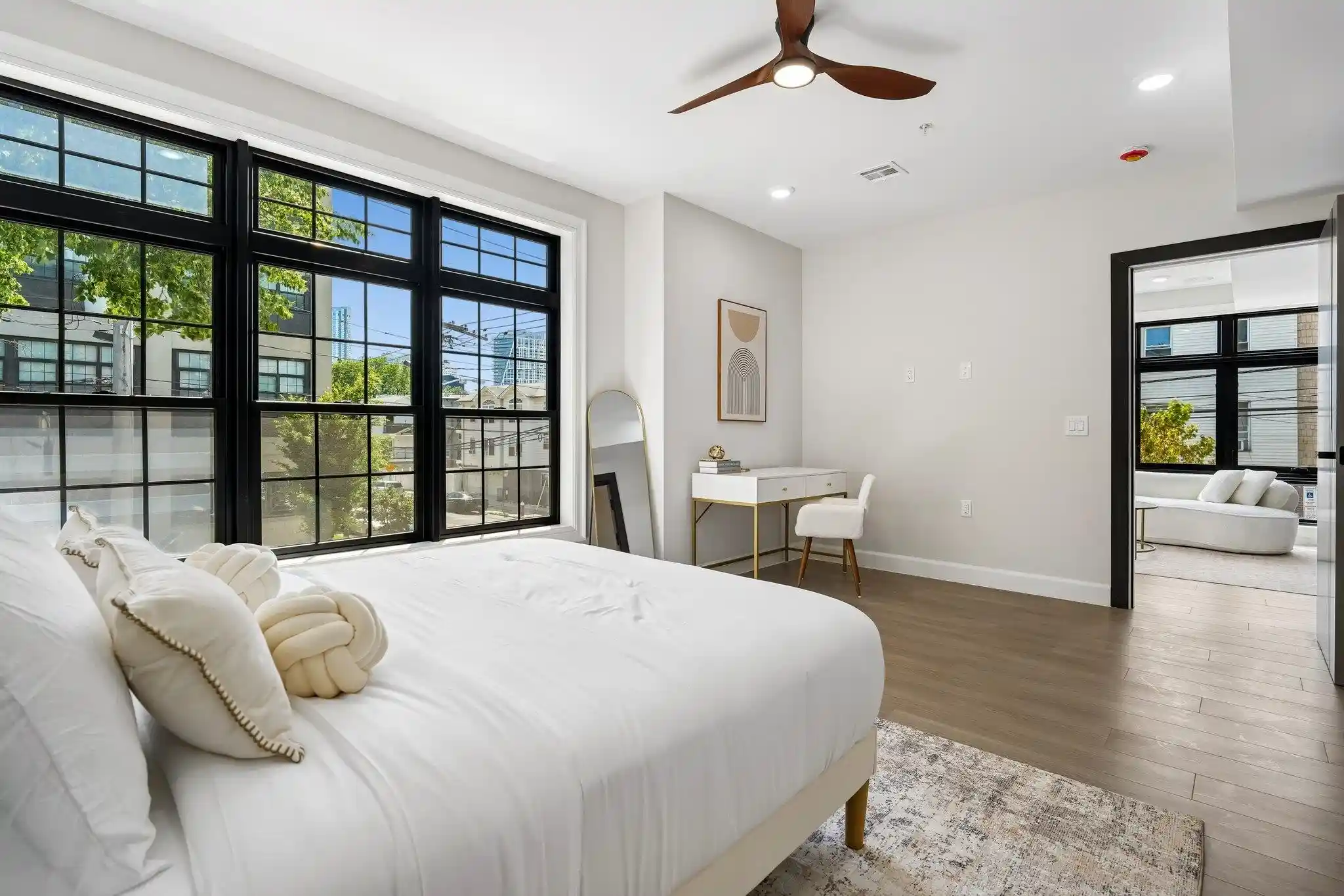 5th image of 158 Oakland Ave, Jersey City, NJ 07306