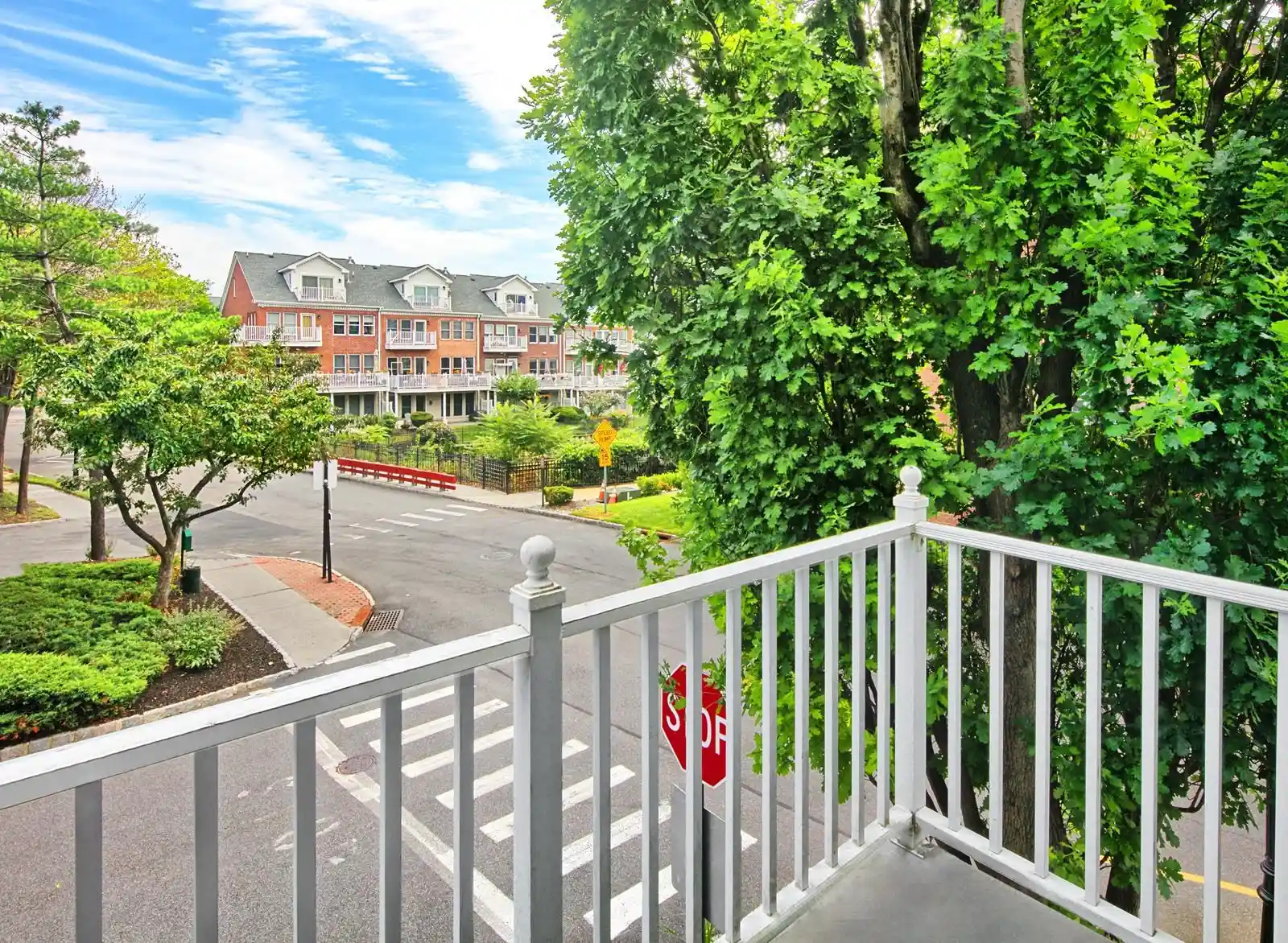 25th image of 263 Half Moon Ct, West New York, NJ 07093 | MLS# 260013790