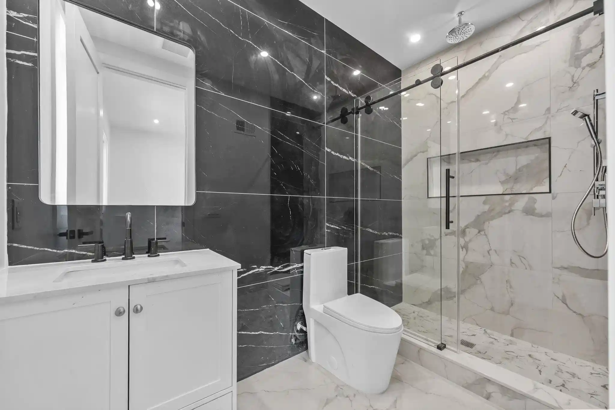 Listing Photo 4 - Condo for sale in building located at 100th Ter Ave, Jersey City, NJ 08105