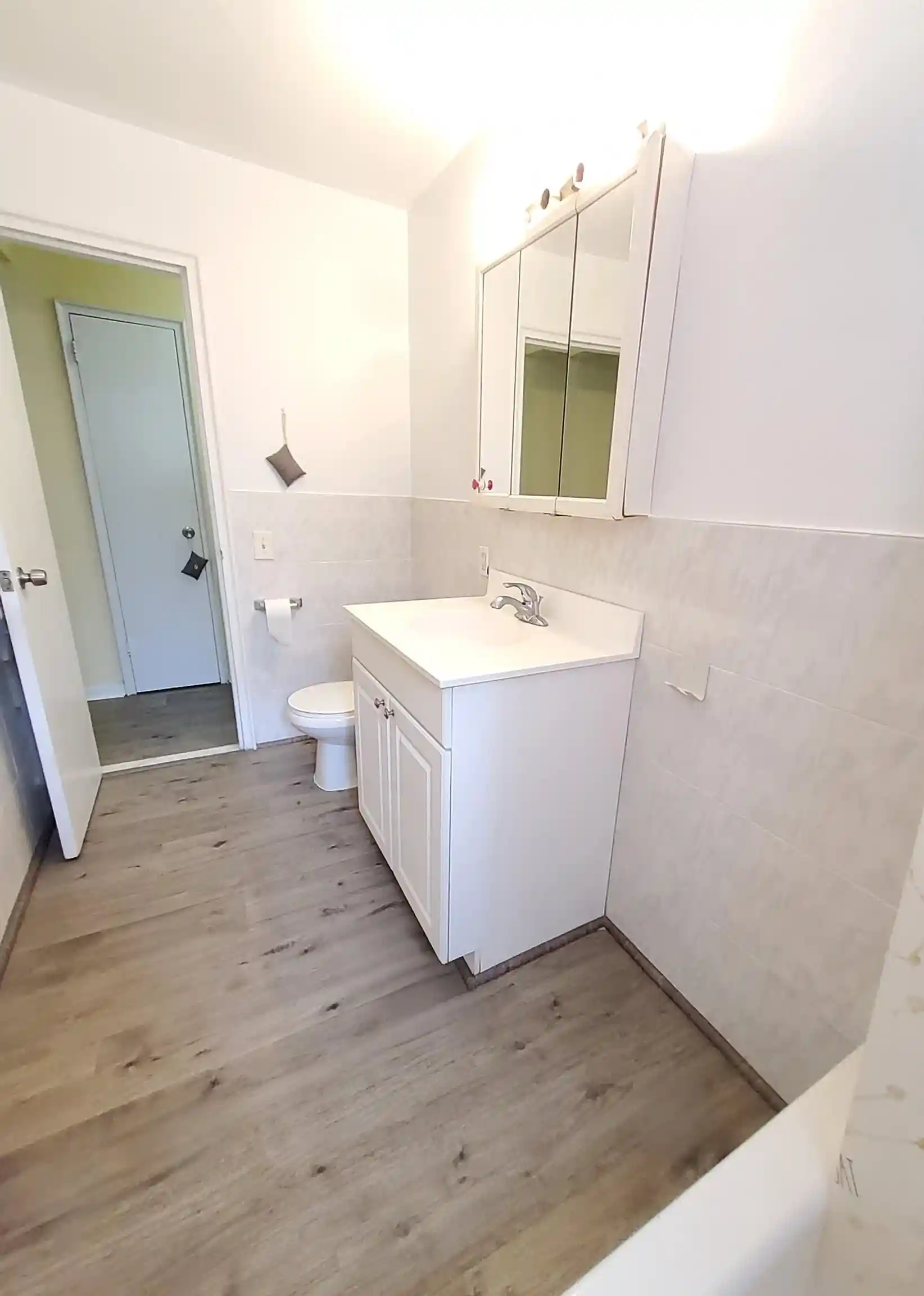 5th image of 2330 Linwood Ave, Fort Lee, NJ 07024