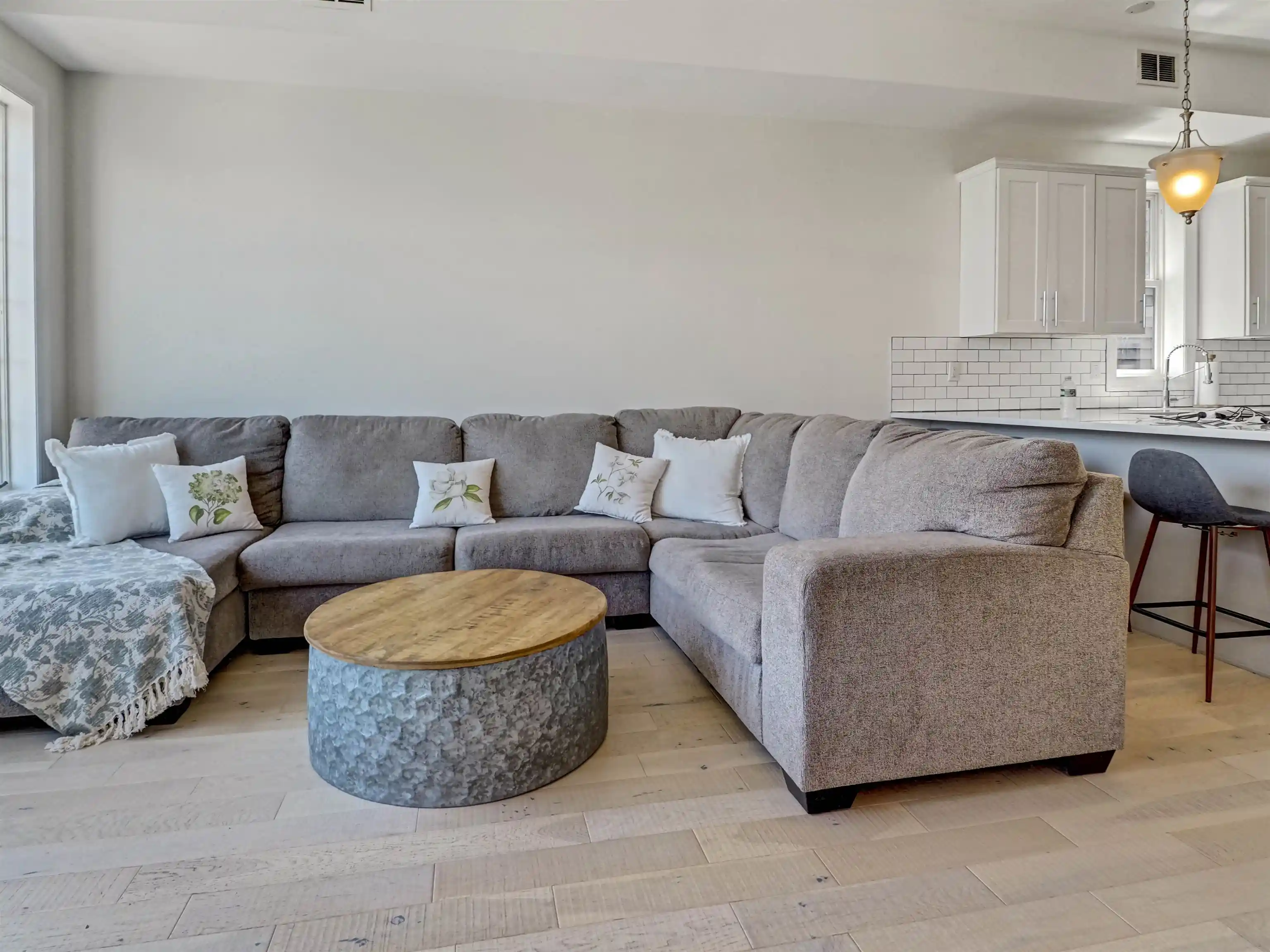 2nd image of 197 Lincoln St #2, Jersey City, NJ 07307 | MLS# 260013813