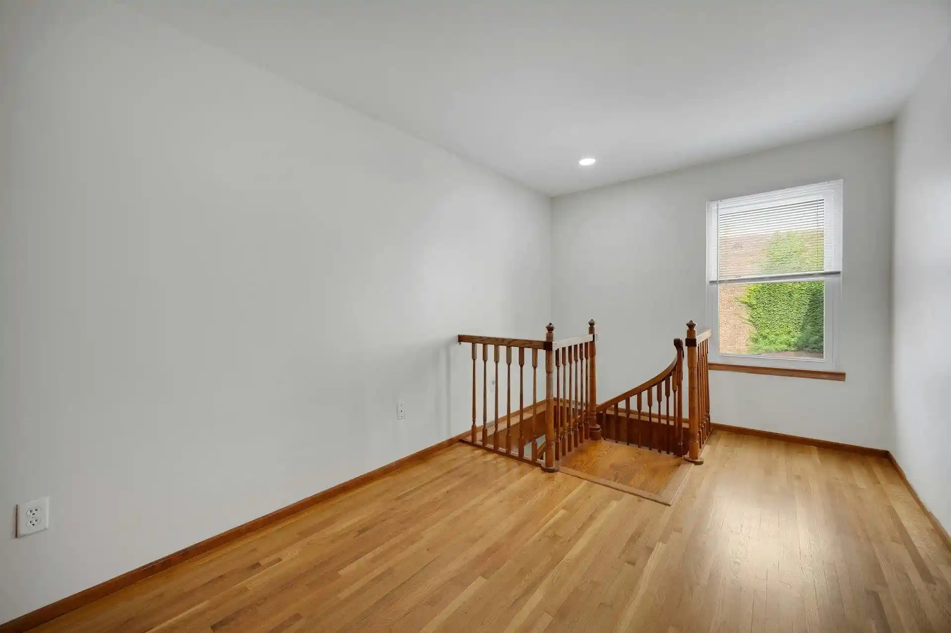 Listing Photo 5 - Condo for sale in building located at 149 Hobart Ave, Bayonne, NJ 07002