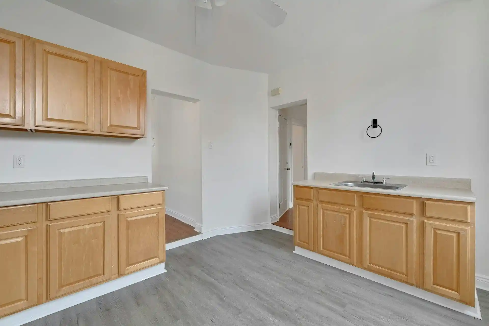 4th image of 331 E Grand St, Hoboken, NJ 07030