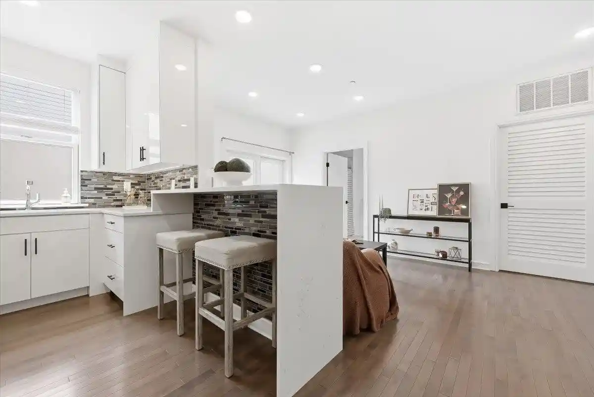 Listing Photo 5 - Condo for sale in building located at 974 Smt Ave, Jersey City, NJ 07307 - Unit #408