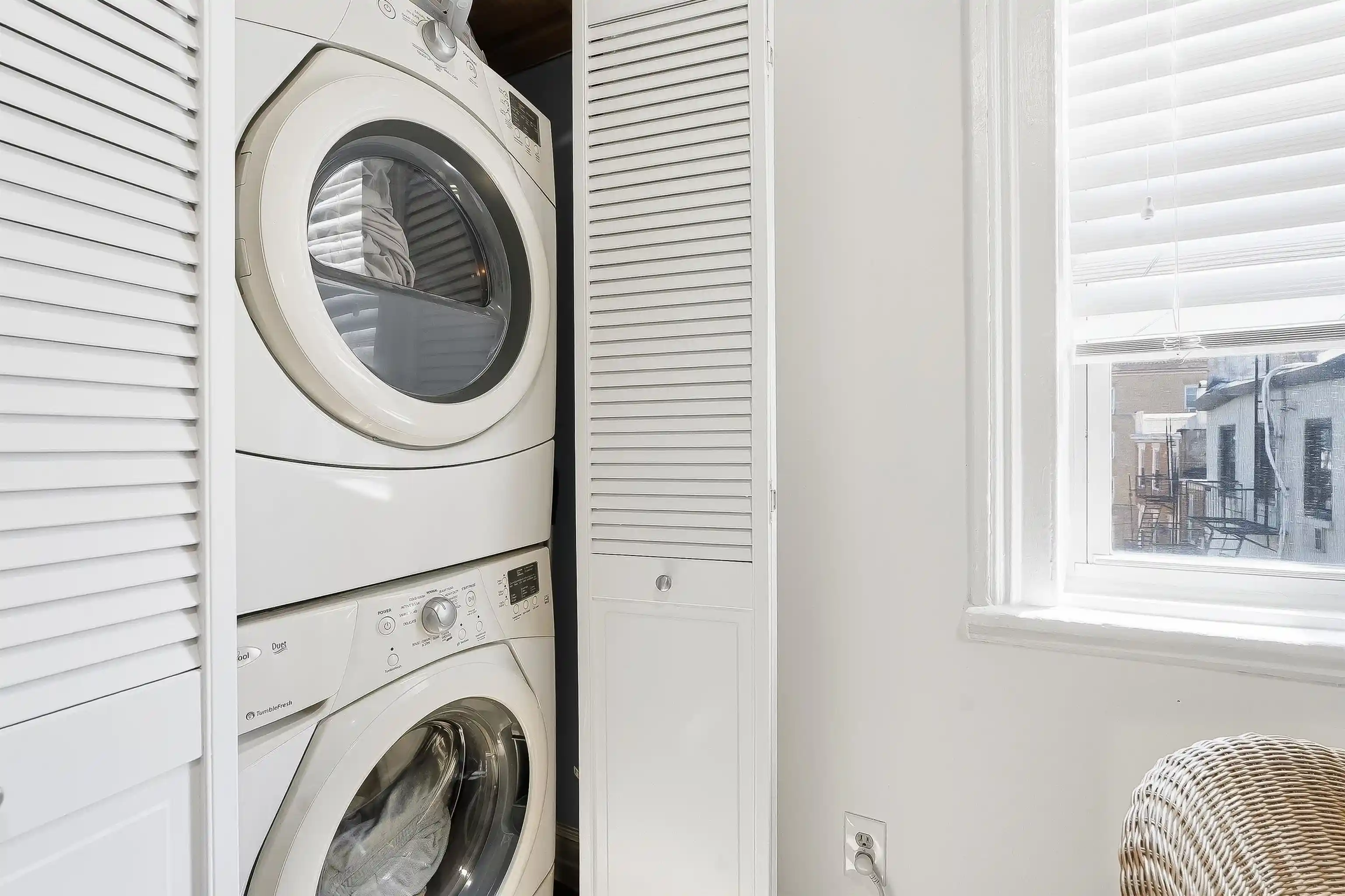 2nd image of 913 915 Willow Ave #4a, Hoboken, NJ 07030 | MLS# 260013984