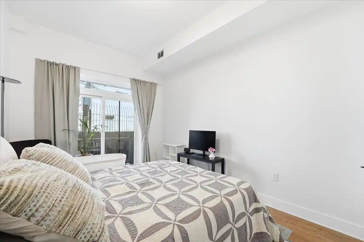 Listing Photo 4 - Condo for sale in building located at 337 Palisade Ave, Jersey City, NJ 07307 - Unit #1