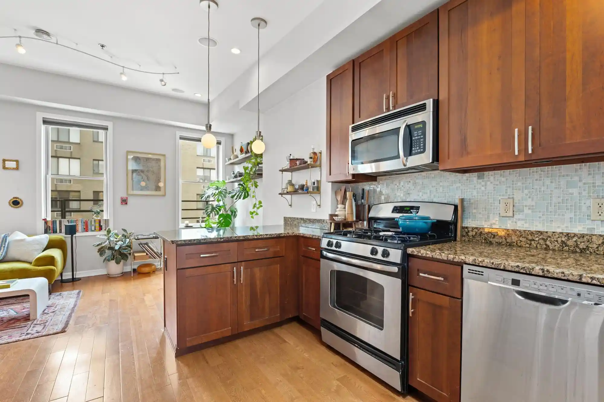 2nd image of 307 1St St, Hoboken, NJ 07030
