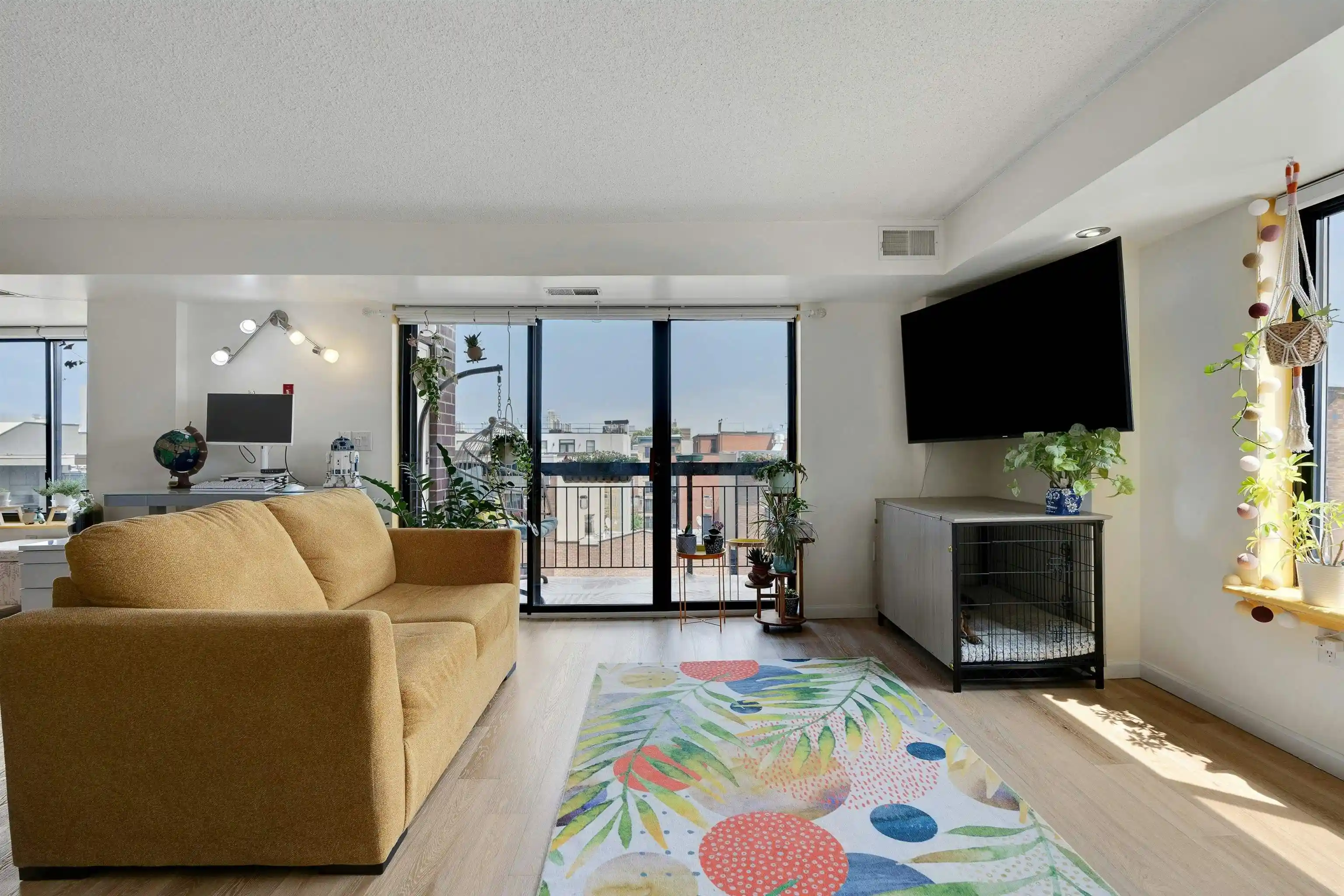 4th image of 700 1St St, Hoboken, NJ 07030