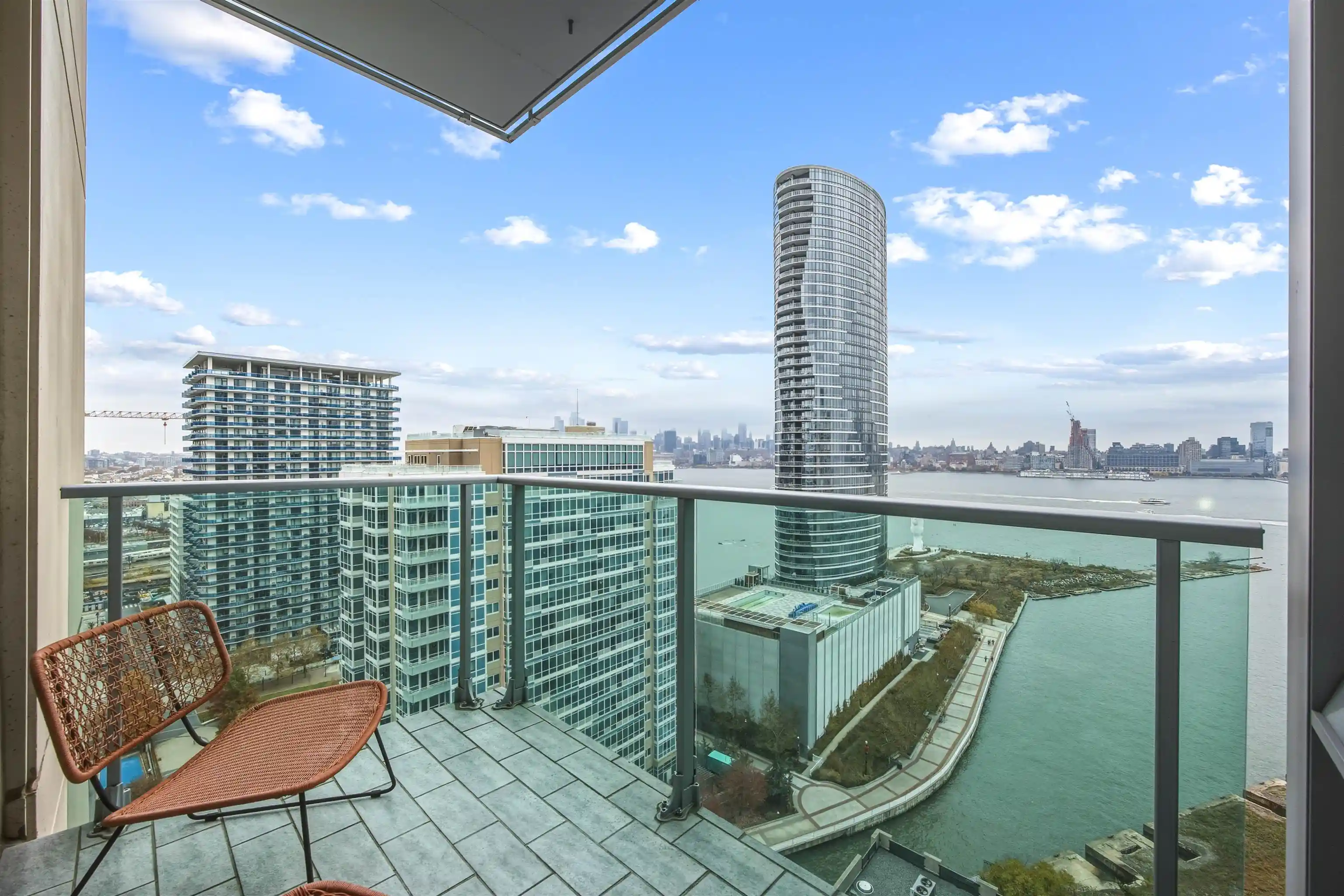 Homes for sale in Jersey City, NJ | 1 Shore Lane #2207s, Jersey City, NJ 07310 | MLS# 260014080