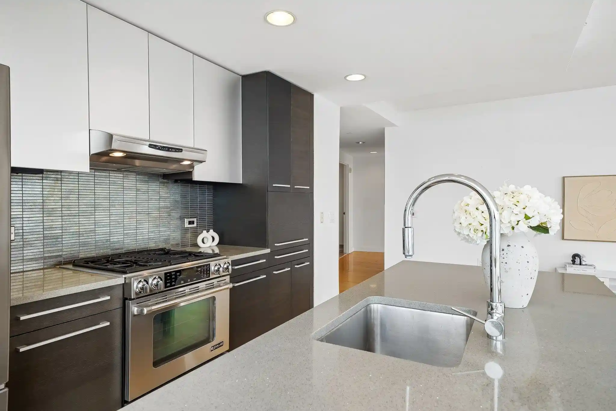 5th image of 2 2Nd St #2101, Jersey City, NJ 07302 | MLS# 260014098